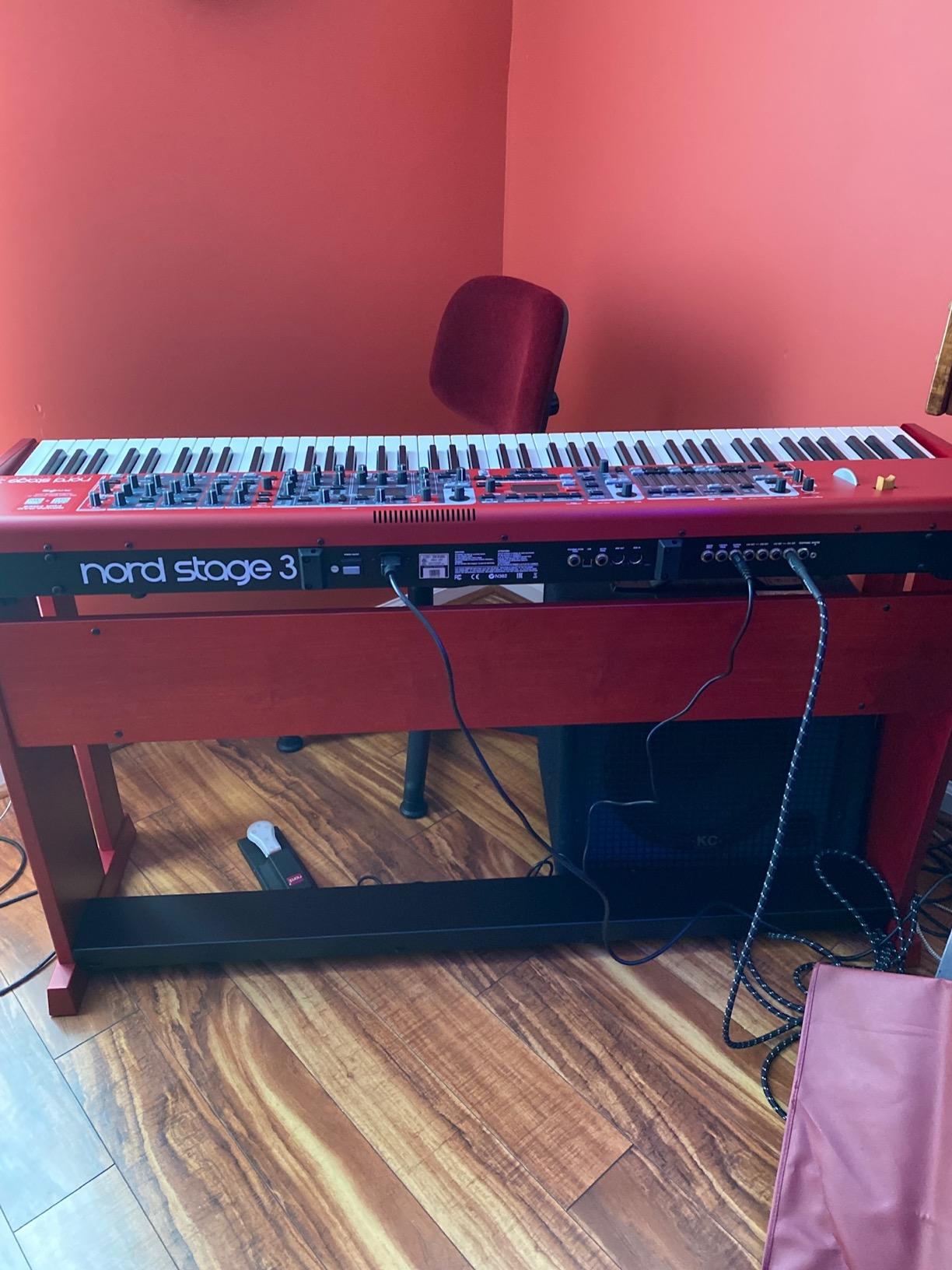 Amazon.com: Nord Wood Keyboard Stand for All Nord Stage and Piano 88 ...