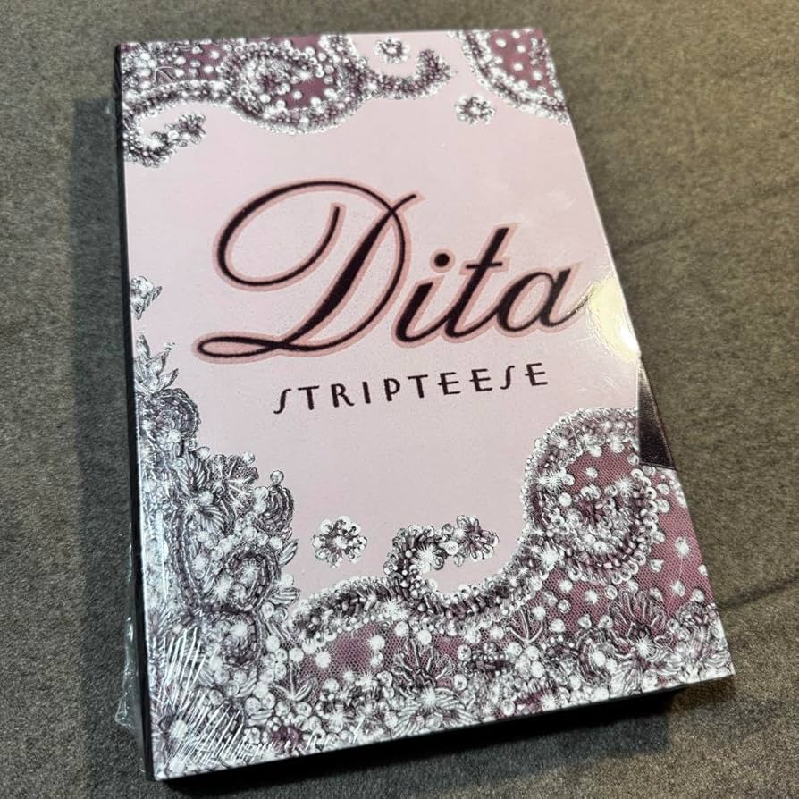 ディタ フォン ティース写真集STRIPTEESE 新品 未開封 Amazon.co.jp: ディタ フォン ティース写真集STRIPTEESE