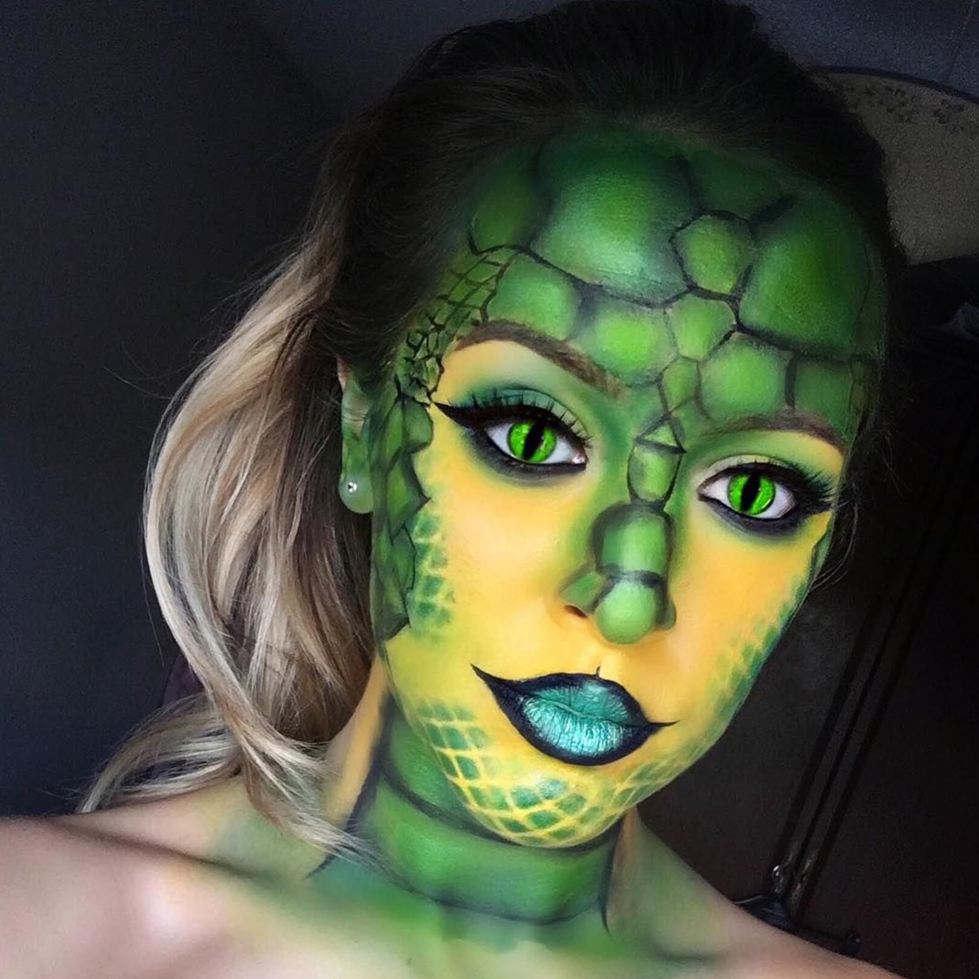 SUNNYVALE Halloween Wicked Witch Green Face Body Paint Stick Cream, Dark Green Eye Black Football for Sport Accessories, Hypoallergenic Grease Foundation Cosplay Hulk Camo Hunting Painting Makeup