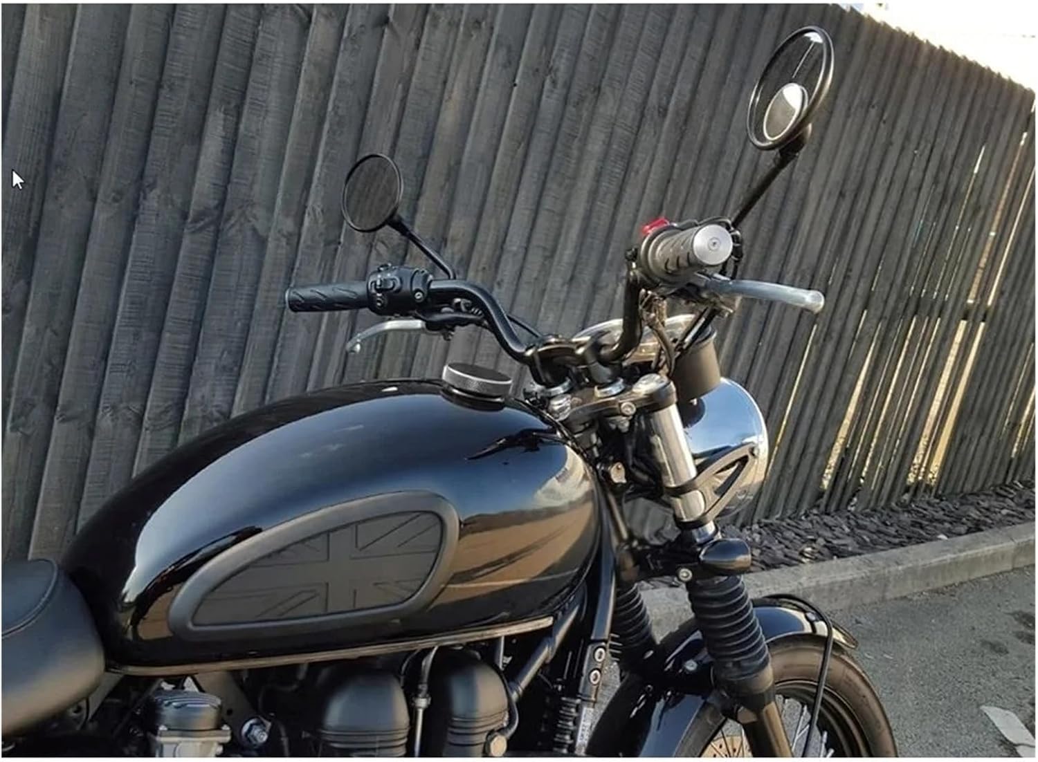 Motorcycle Tank Sticker Universal Motorcycle Anti-Slip Fuel Tank Pads Gas Knee Grip Traction Sticker Side Protection Decal for Tr&iumph T100 T120.