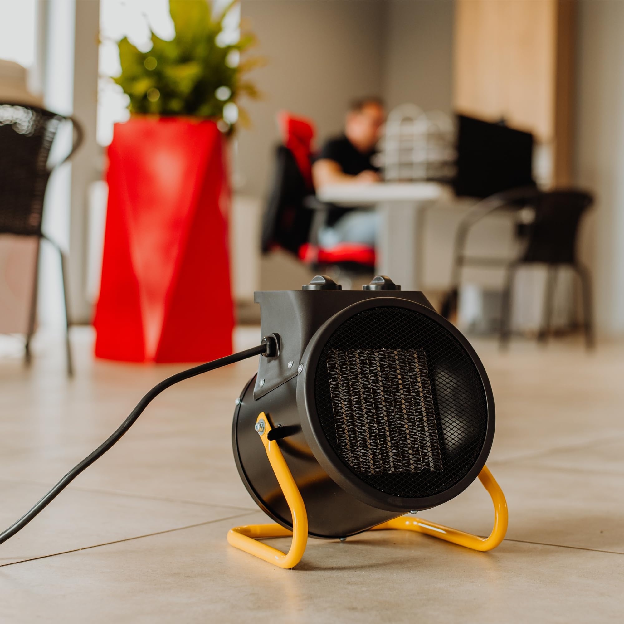 Lehmann Chauffage soufflant Thermoventilateur électrique pour chauffage rapide | 2000 W | Thermostat | 3 niveaux | Ajustement d'inclinaison | Poignée de transport | Idéal pour petits espaces