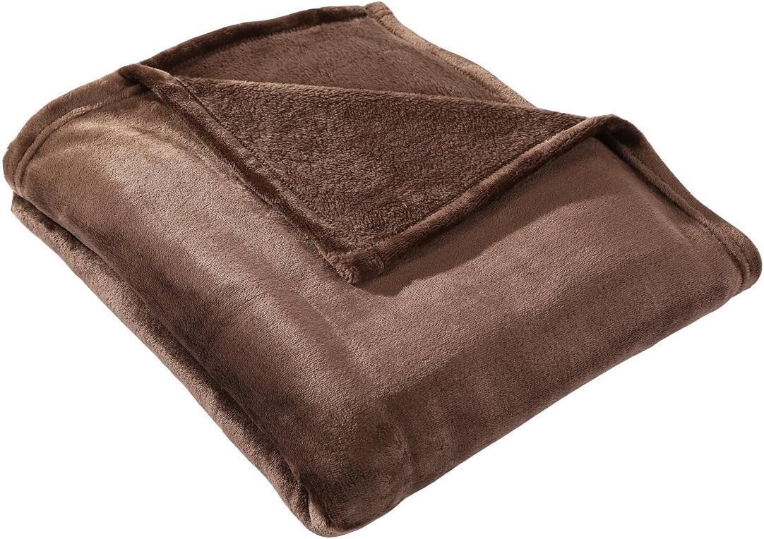 HYSEAS Flannel Fleece Throw Blanket Chocolate - Super Soft Plush Microfiber Solid Blanket for Couch, Bed, Chair, Sofa - Fuzzy Cozy Lightweight - 50x60 Inch