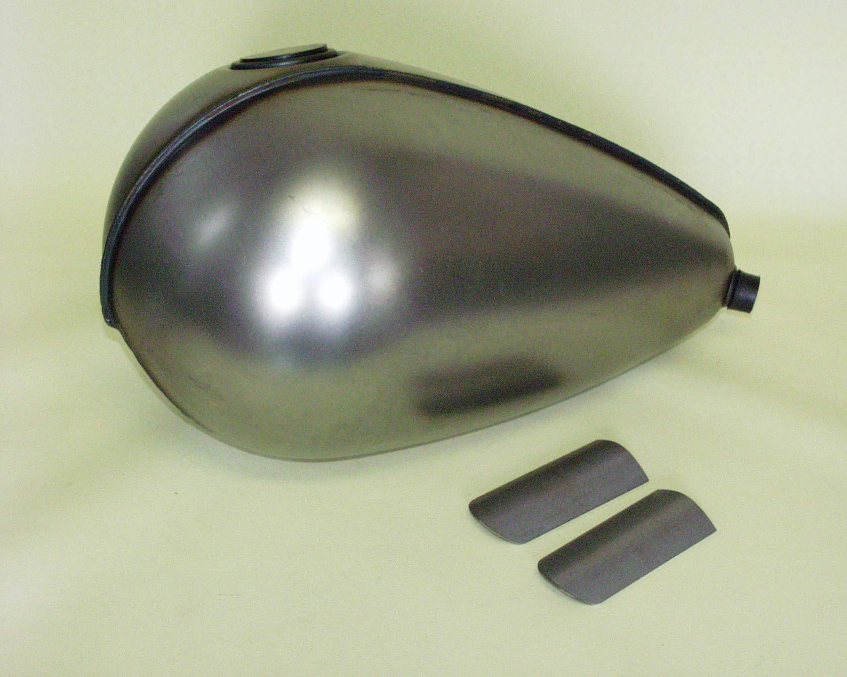 Amazon | 汎用スチールリブ付エッグタンク BHD0028 BHD0028