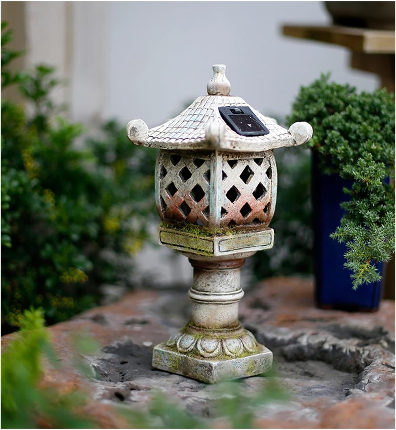 Asian Decor Pagoda Lantern,Outdoor Solar Powered Statue, Japanese