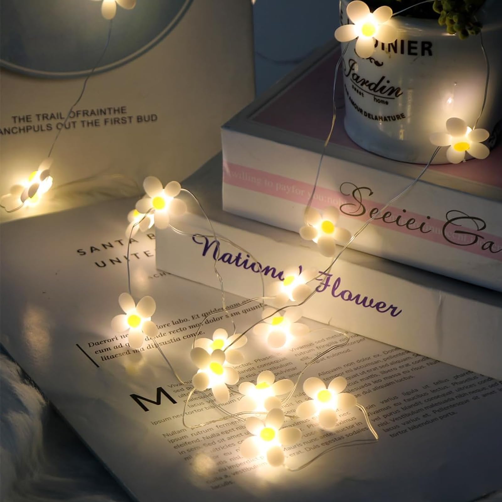 ALEGRE® łańcuch świetlny kwiaty na baterie, 2 m, 20 diod LED, łańcuch świetlny w kształcie kwiatów, łańcuch świetlny z miedzianego drutu w kształcie kwiatów, ciepła biel, świetlne kwiaty do wnętrz, na