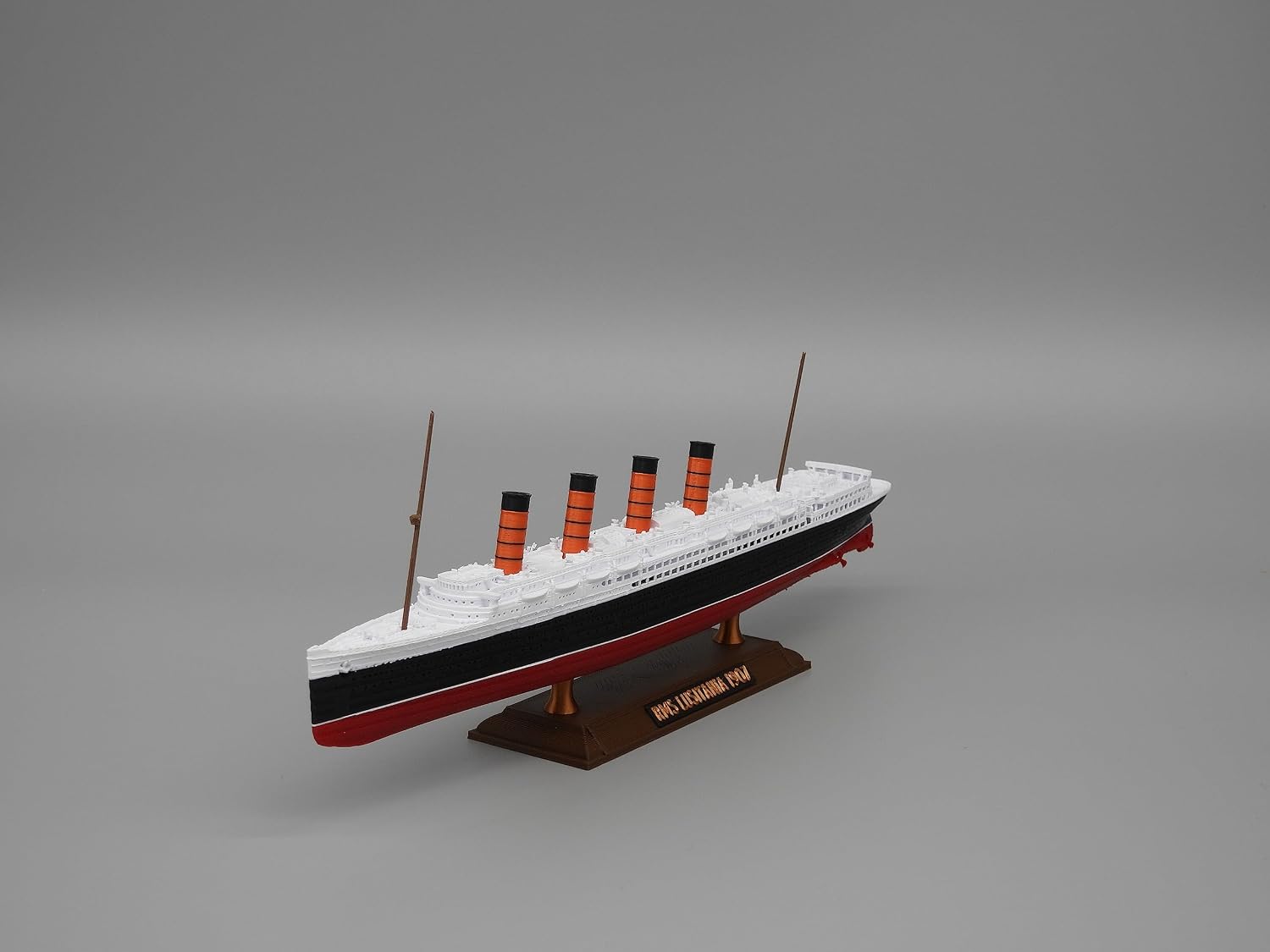 TheRoller3d RMS LUSITANIA Model - Highly Detailed Replica Historically Accurate No Assembly Required - 1 Foot in Length (Model with Stand)