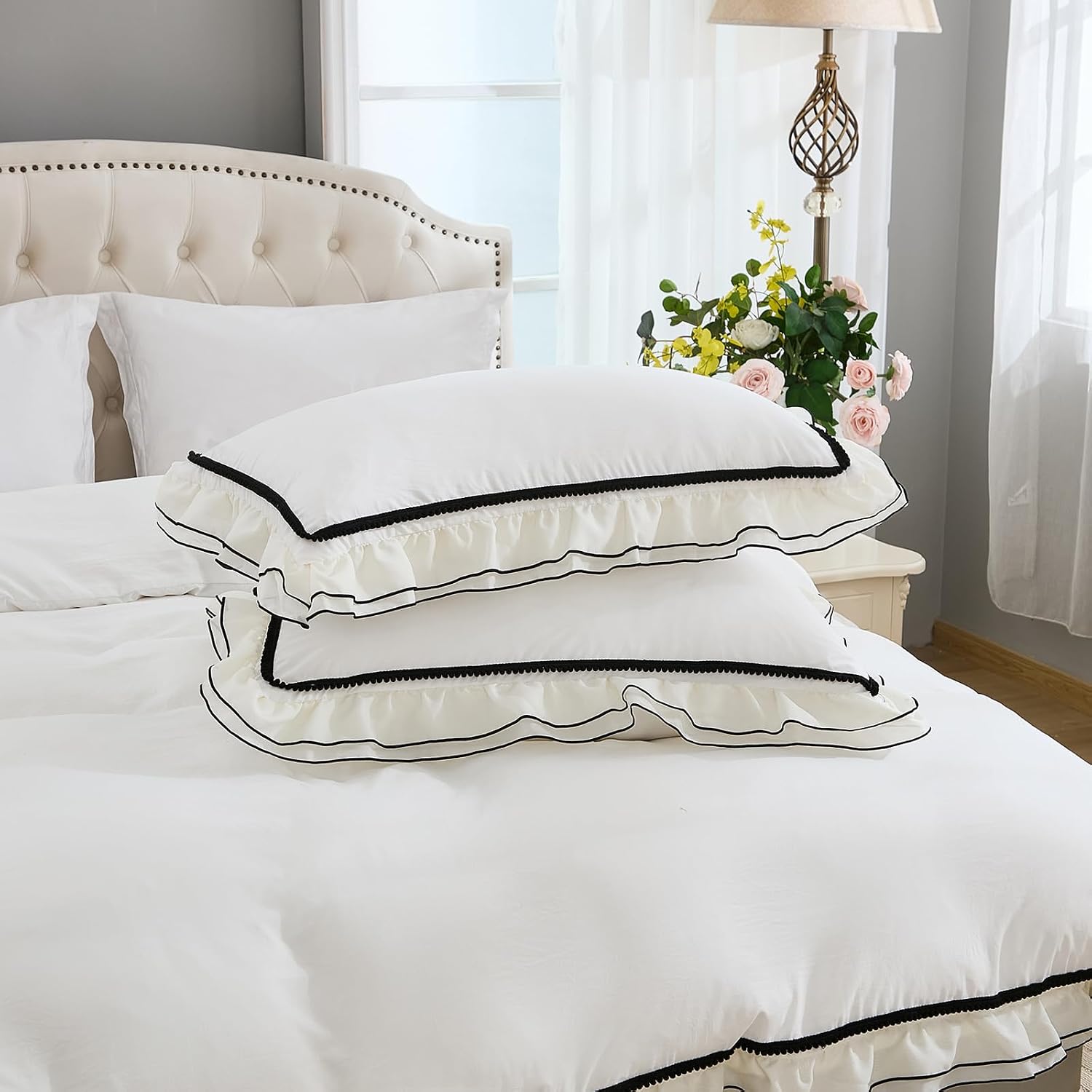 Herside White Comforter Set King Size,Ruffle Pompoms Chic French Style Bedding Sets,Fluffy Coquette Comforters Sets for All Season,Vintage Ruffled Lightweight Quilt Set for Women Girls Room Decor