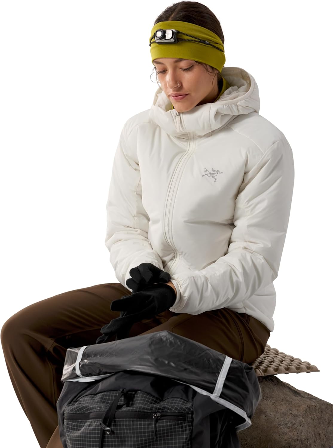 Arc'teryx Atom SV Hoody | Insulated Womens Hiking Jacket - Hooded Lightweight Hiking Gear - Fall, Winter Jackets For Women - Image 4