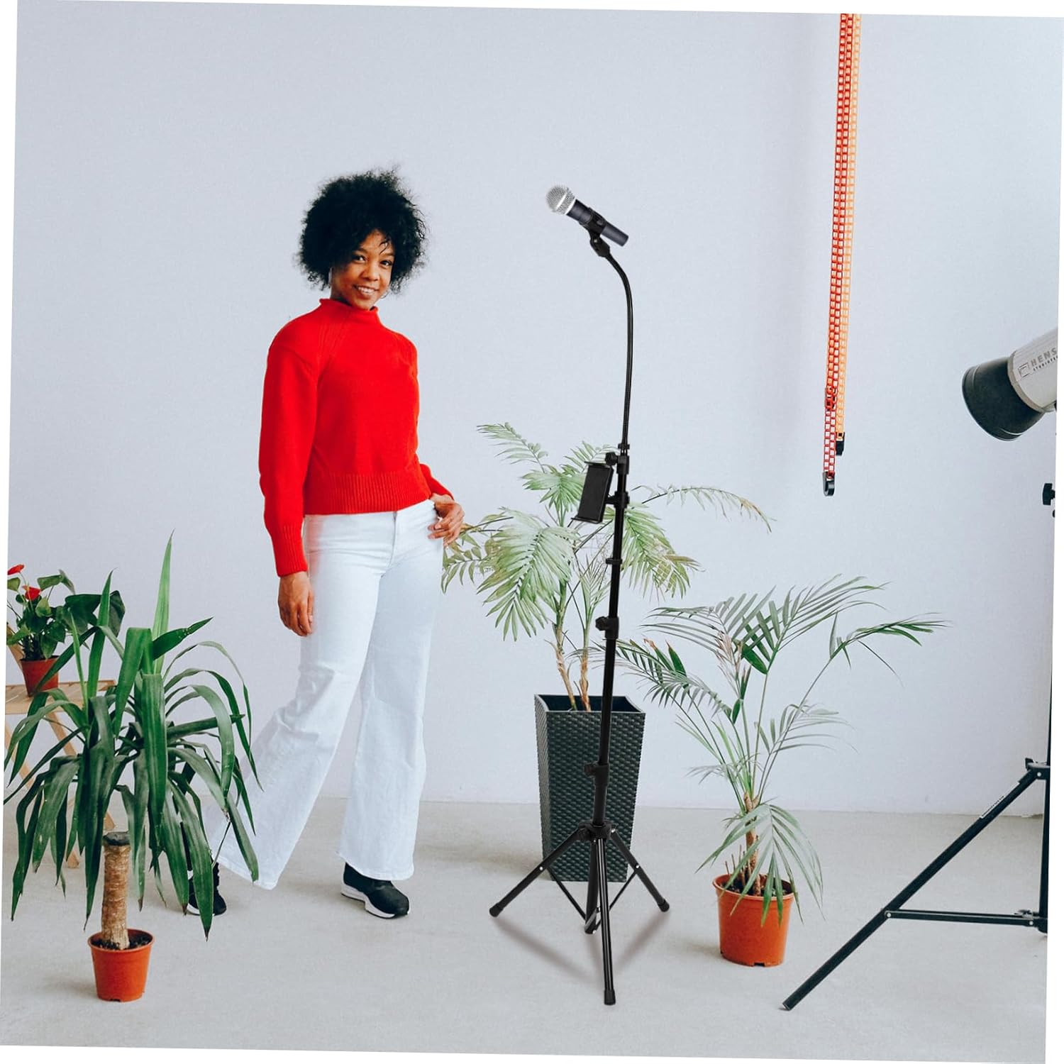 BESTonZON 1set Adjustable Floor Microphone Tripod Stand Stable and Mic Stand for Stage Live Streaming and Karaoke Use Portable Design Tripod Base