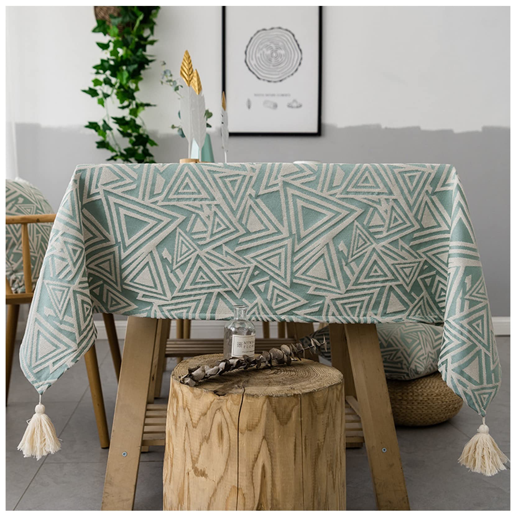 Nappe rectangulaire infroissable et lavable à pompons pour protéger votre table