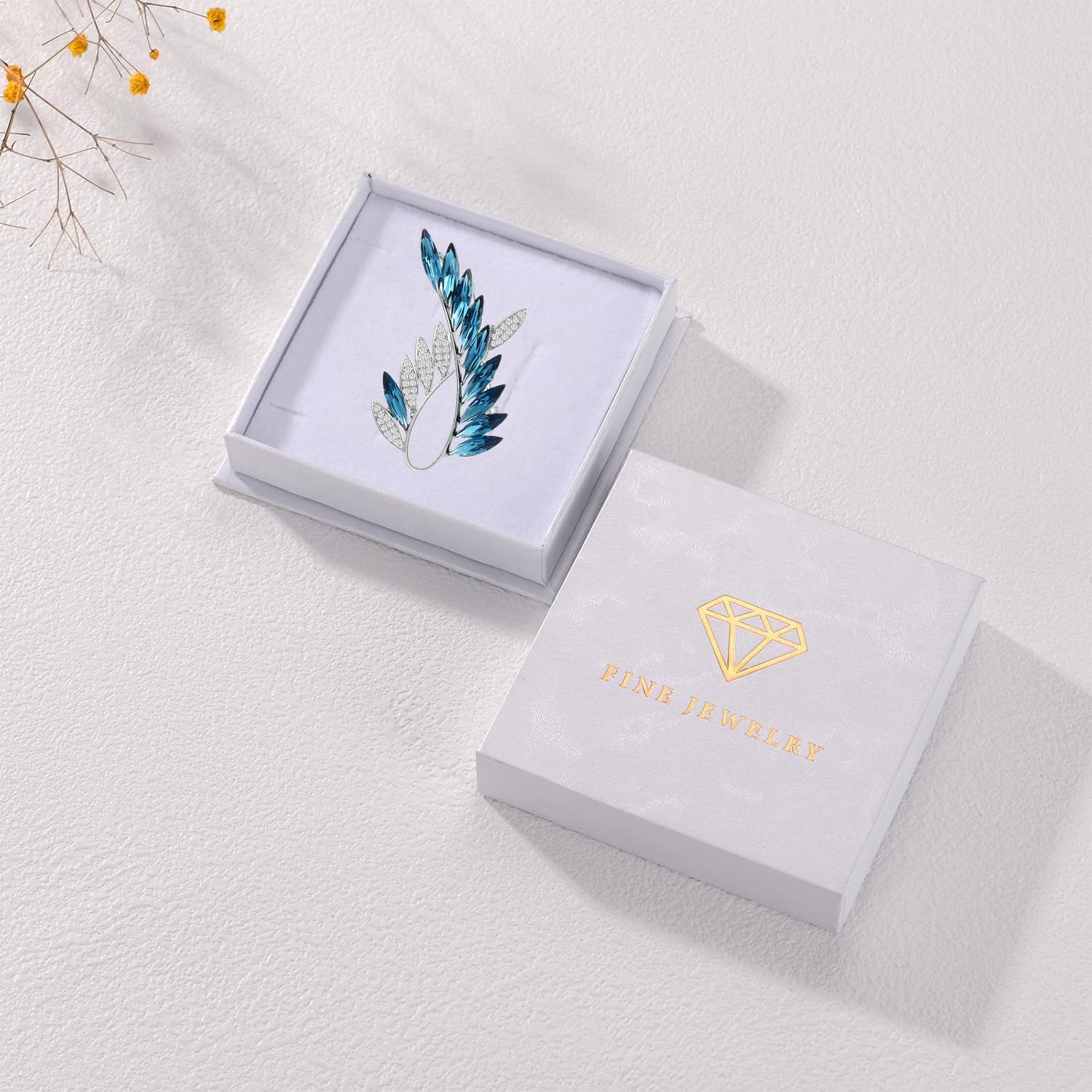 Rhinestone Olive Leaf Brooch Austrian Crystal Olive Leaf Brooch Pin Austrian Crystal Brooch Lapel Pin Jewelry Thanksgiving Day Birthday Gifts for Mom Wife