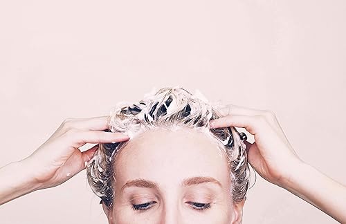 Miniatura 4 de Kristin Ess Champú aclarante Deep Clean para cabello graso y acumulación | Tratamiento desintoxicante purificador + limpiador para el cabello graso