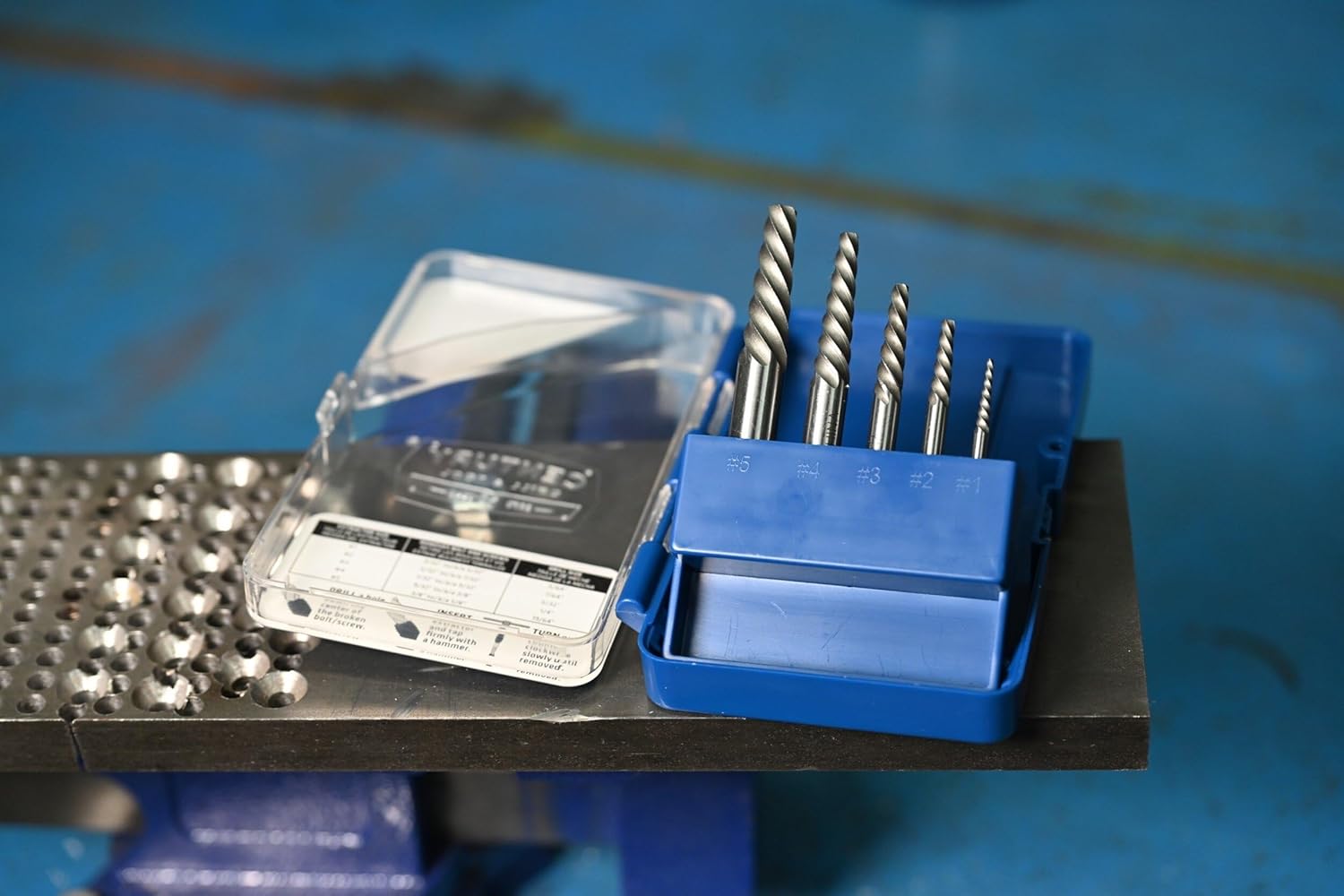 Century Drill & Tool 73309 Spiral Flute Screw Extractor, 1-3/8" - 2" for Removing Broken Screws, Spiral Design, Heat-Treated Steel for Enhanced Durability