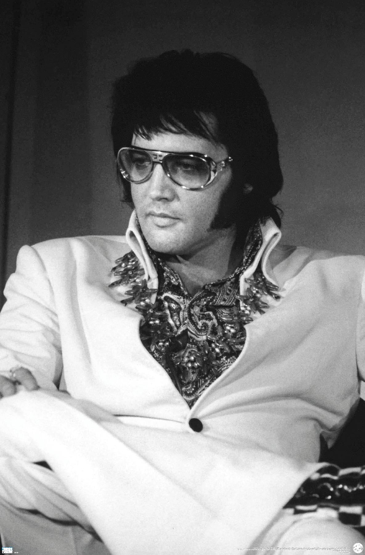 Elvis Presley - Resting Wall Poster, 19L" x 13W", Premium Unframed Version