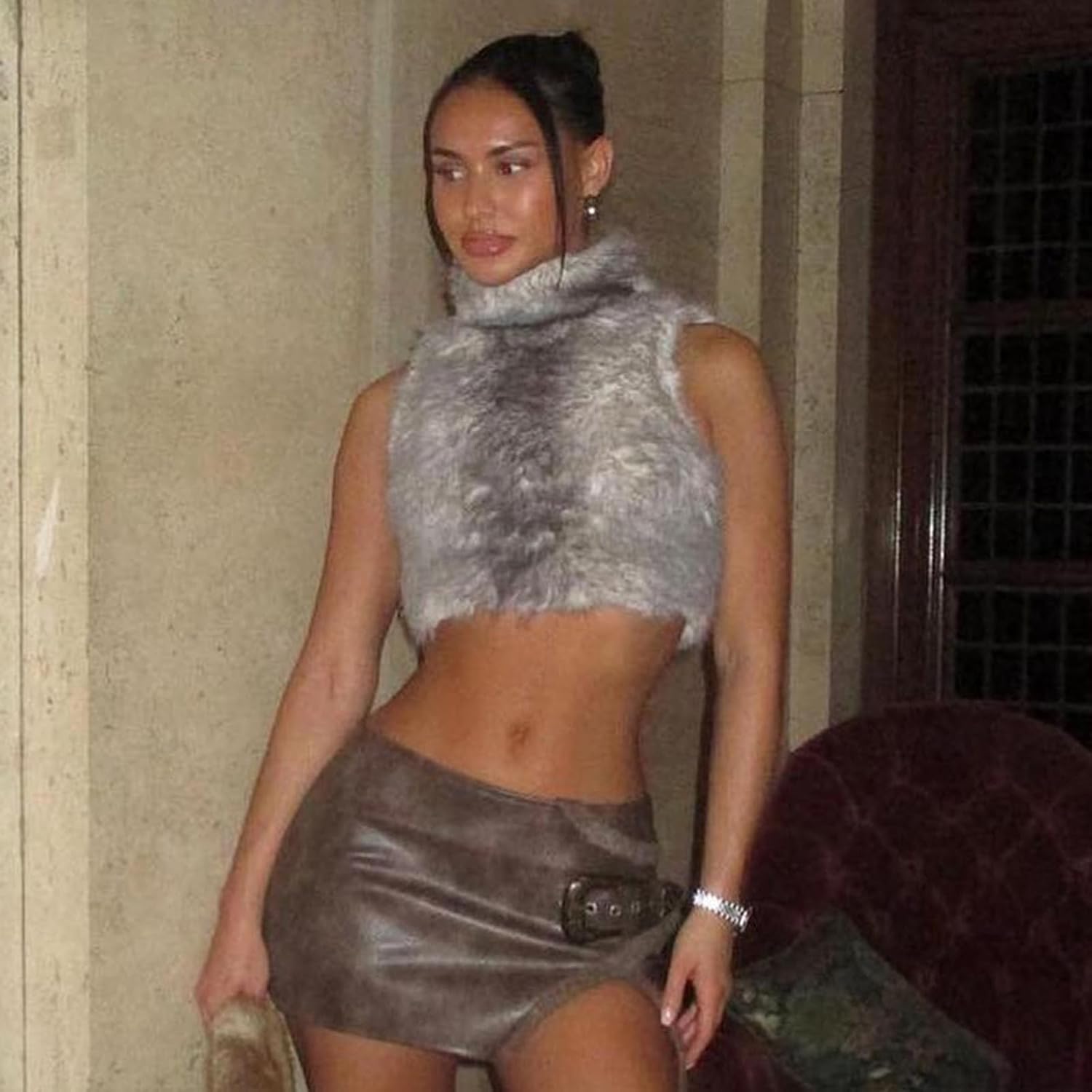 Women's Faux Fur Vest Coats Sleeveless Turtleneck Zipper Back Y2k Fuzzy Rave Party Crop Top - Image 4