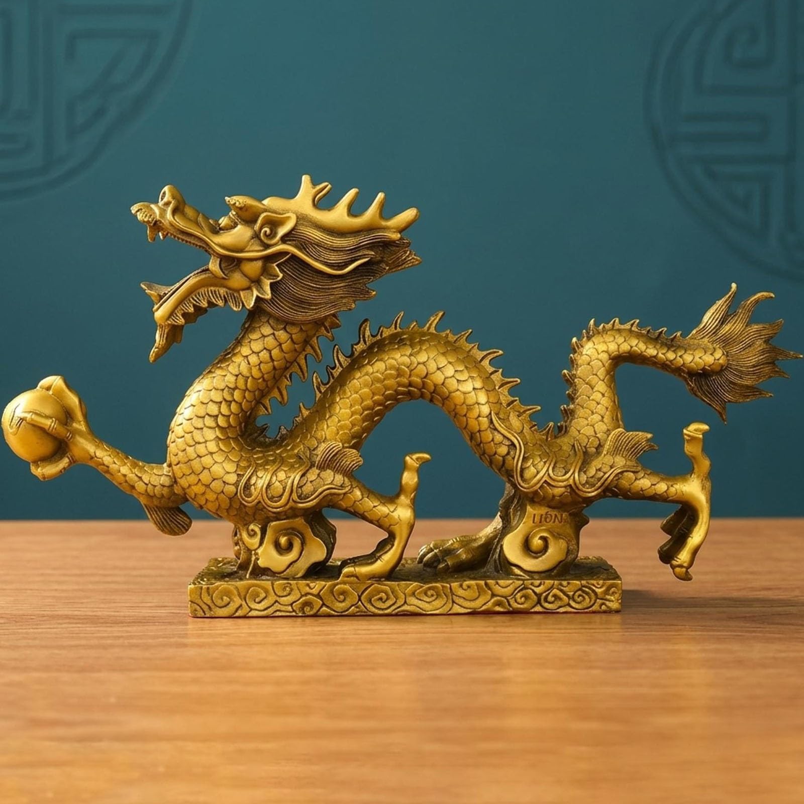 Figurine dragon feng shui en cuivre pour harmoniser votre salon et votre bureau