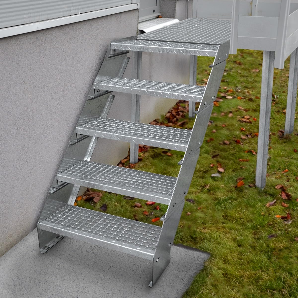 Escalera Metálica Ajustable - 7 escalones 900mm/90 cm ancho x 300mm/30cm alto | Acero Galvanizado | Peldaños impermeables | Pernos, arandelas y tuercas INCLUÍDOS | Ideal exterior