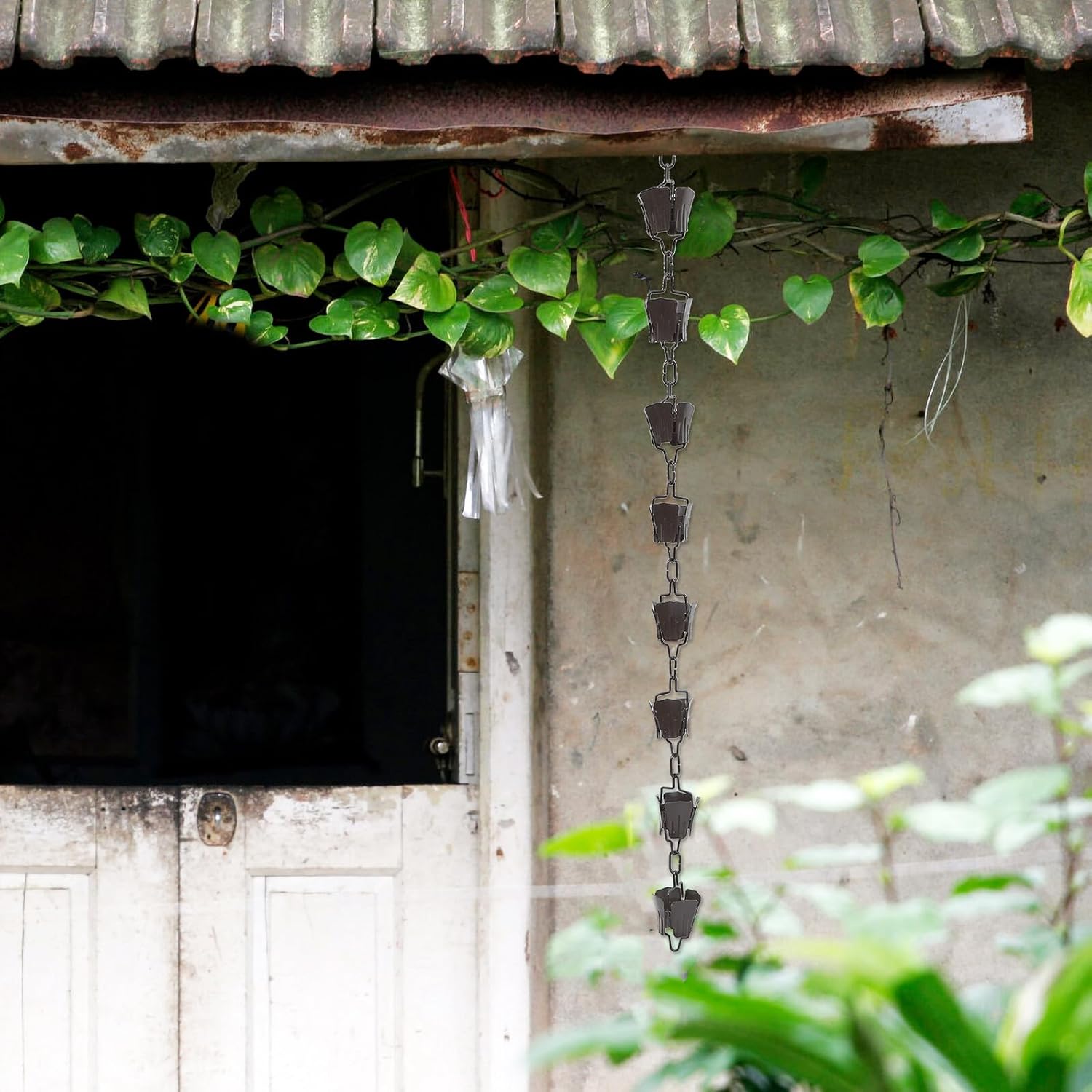 TEHAUX Useful Outdoor Rain Chain for Gutters Japanese Style Balcony Downspout Decor with Cup Petal Design Easy to Install for Homes Temples Gardens and Shops