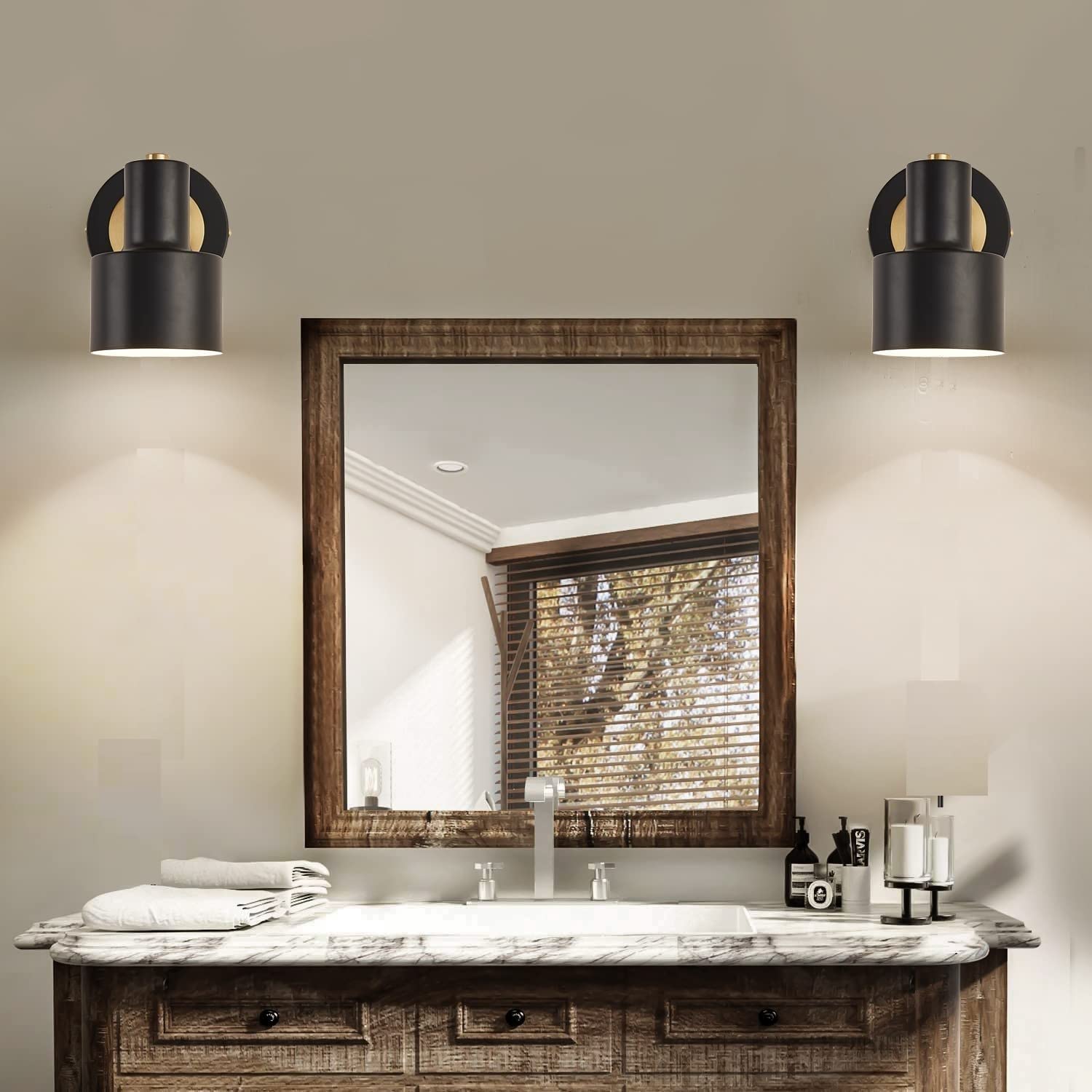 Juego de 2 apliques de pared regulables con brazo oscilante LED con control remoto, diseño sin cable, iluminación decorativa de latón para dormitorio y baño