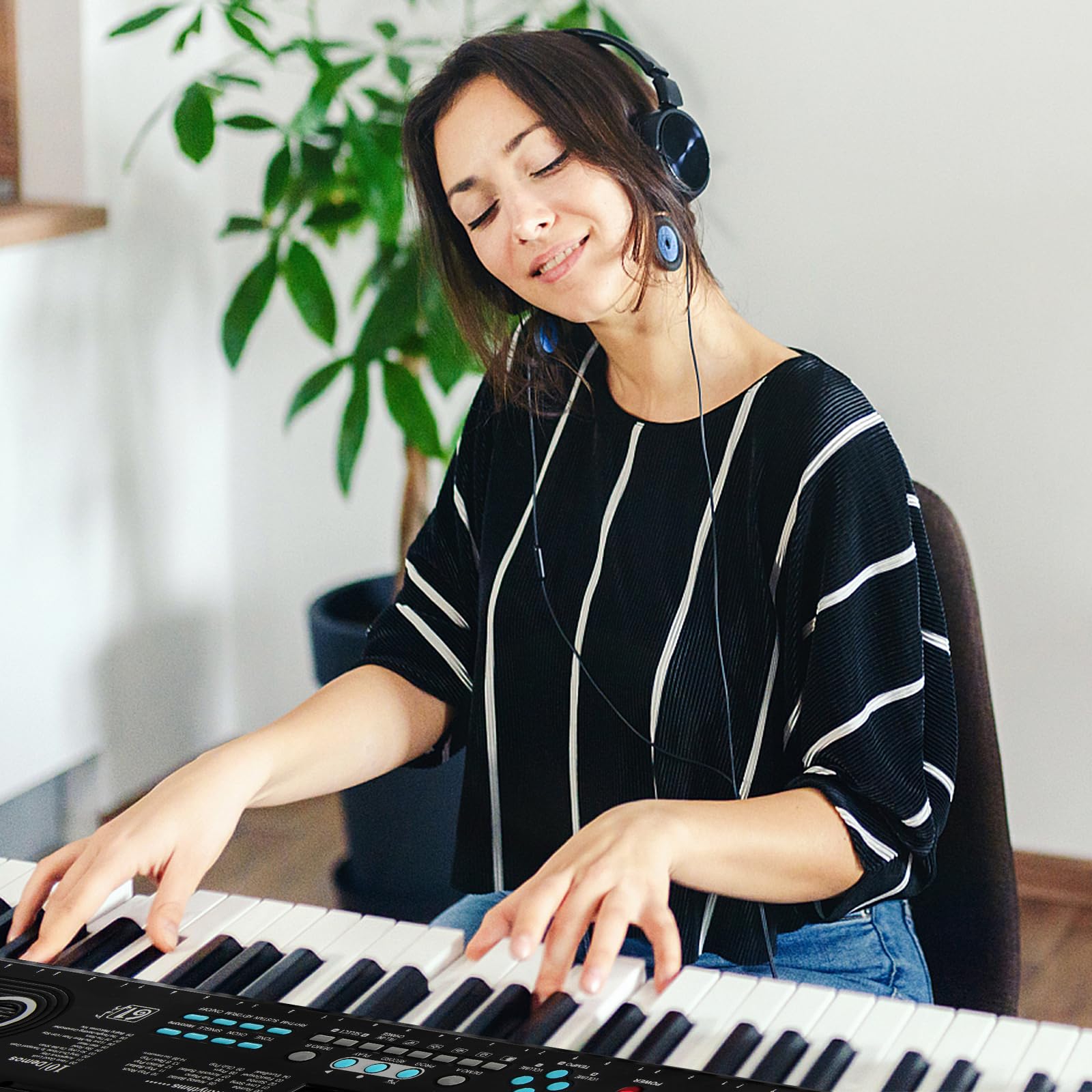 Pianoforte Digitale 61 Tasti Pieghevole, Tastiera Elettronica con Microfono e Leggio, Portatile con Borsa per Principianti (Nero)