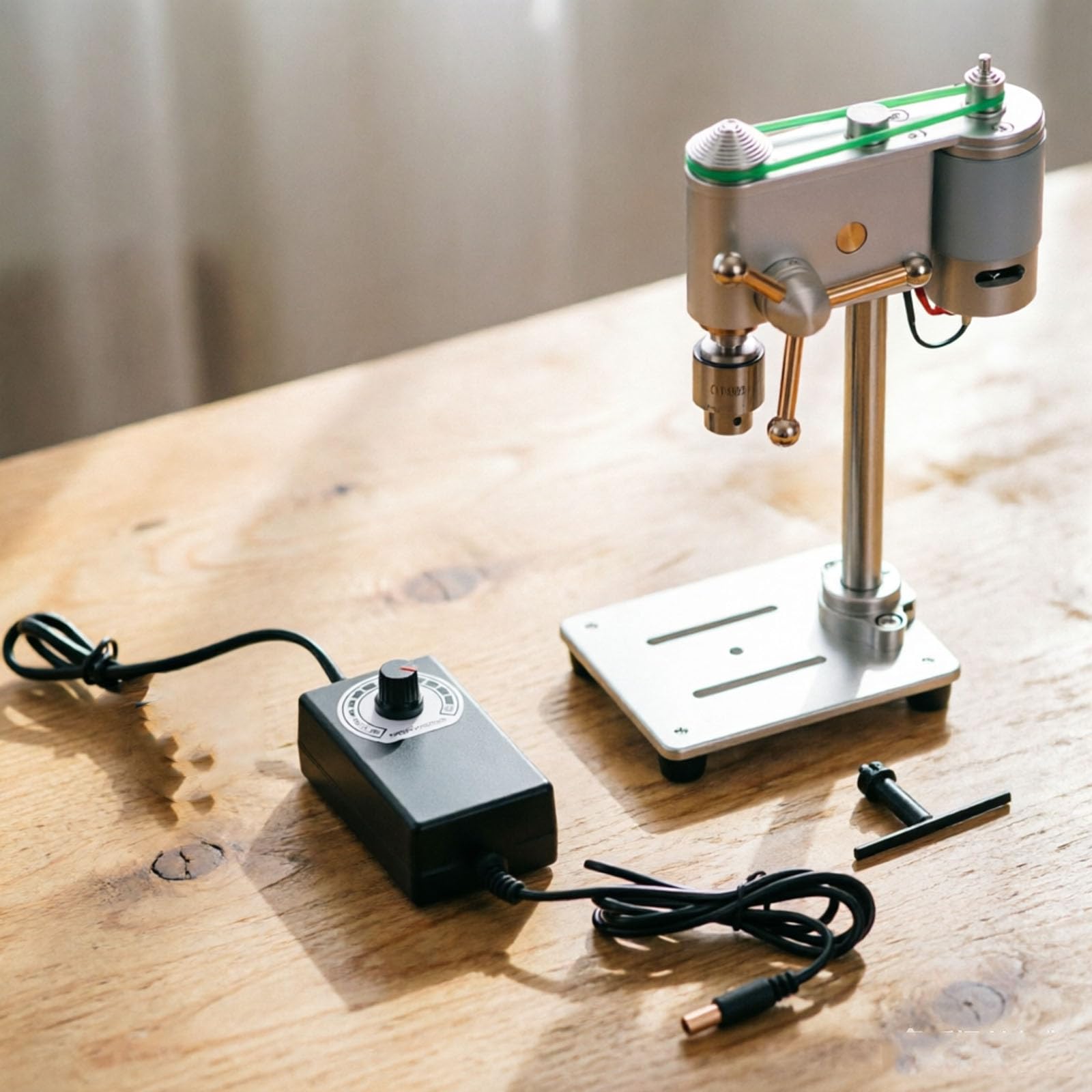 Mini wiertarka stołowa, precyzyjna wiertarka o zmiennej prędkości, z uchwytem JT0, obrót o 360°, do obróbki drewna, wiercenia metalu, projektów DIY, wyposażenia warsztatowego