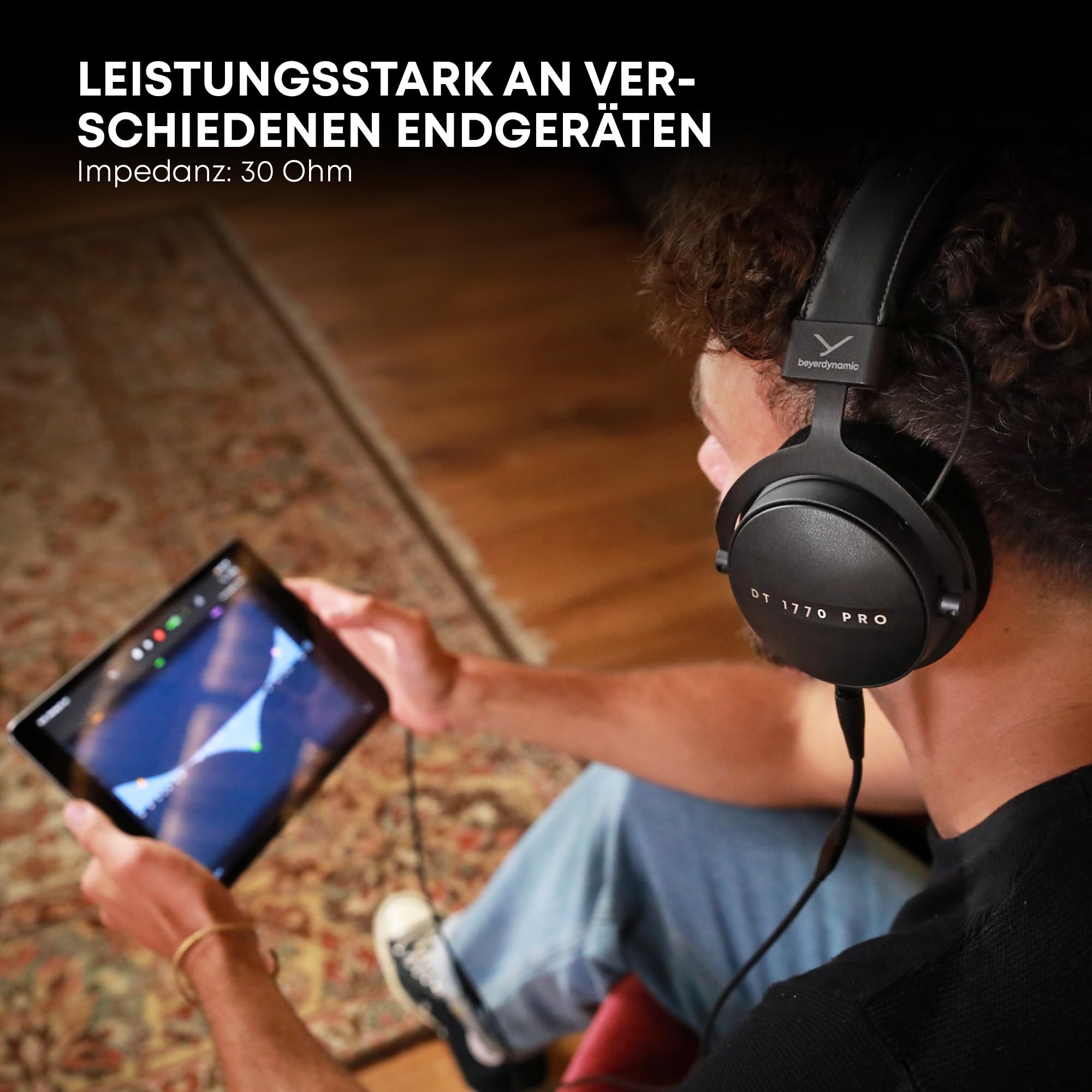beyerdynamic DT 1770 PRO MKII Over-Ear-Studiokopfhörer in schwarz. Geschlossene Bauweise, steckbares Kabel