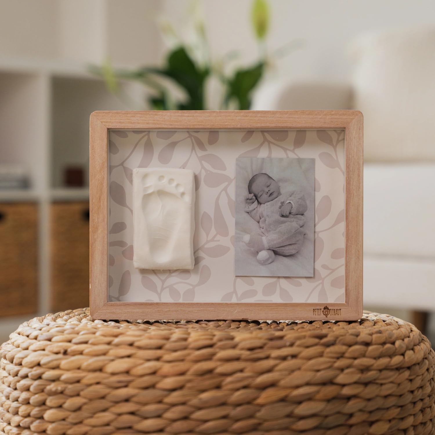 Petit Artichaut Marco de fotos clásico con kit de huellas para niños (hiedra gris) - fondo reversible, arcilla hipoalergénica, rodillo - marco de fotos para colgar en la pared para huellas de