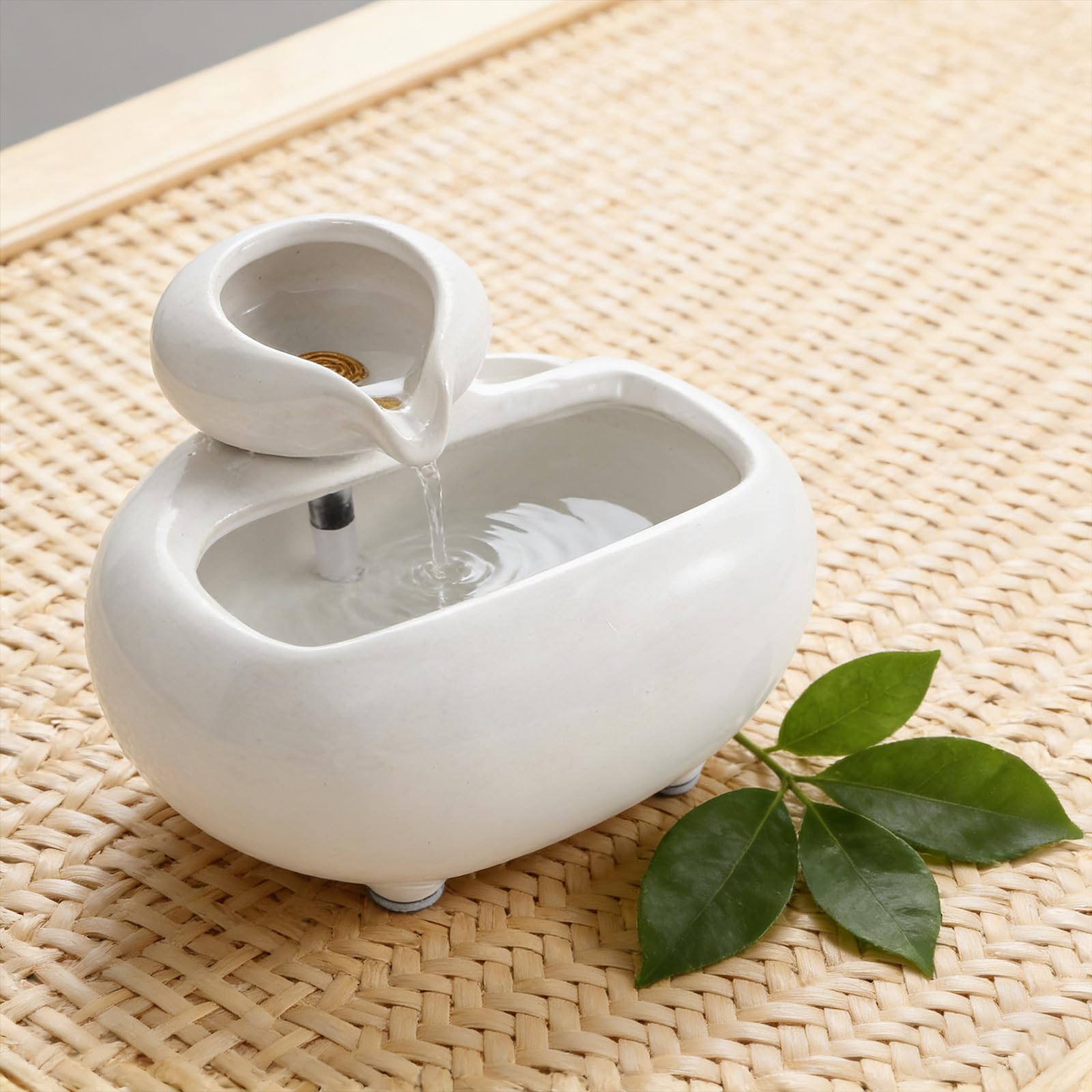 BESPORTBLE Fuente de Agua de Escritorio Miniatura de Cerámica para Plantas