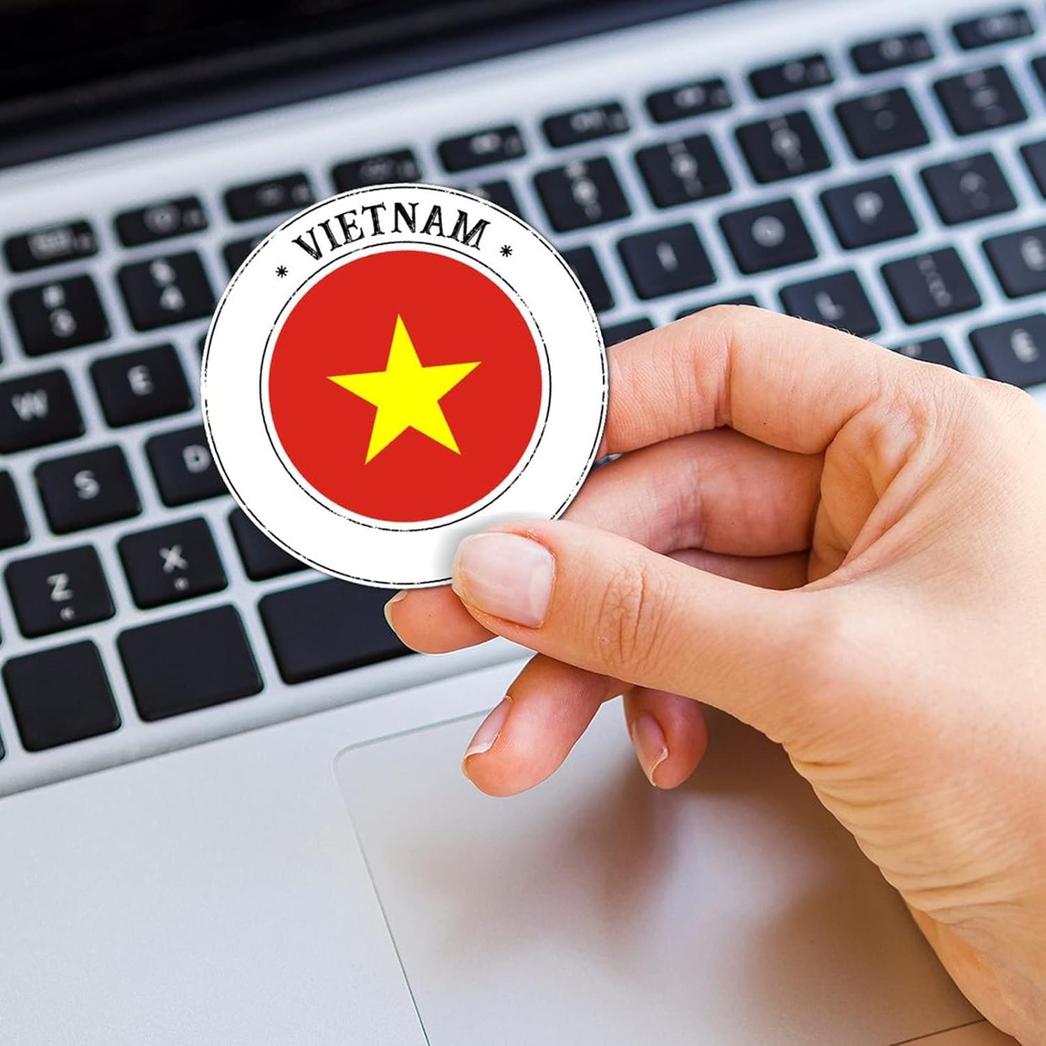 Guangpat 20 PCS Vietnam Flag Stickers for Vietnam Patriotic Decal Popular Country City Souvenir Labels Stickers for Water Bottles Laptop Computer Envelope Seals & Goodie Bags,3 Inch