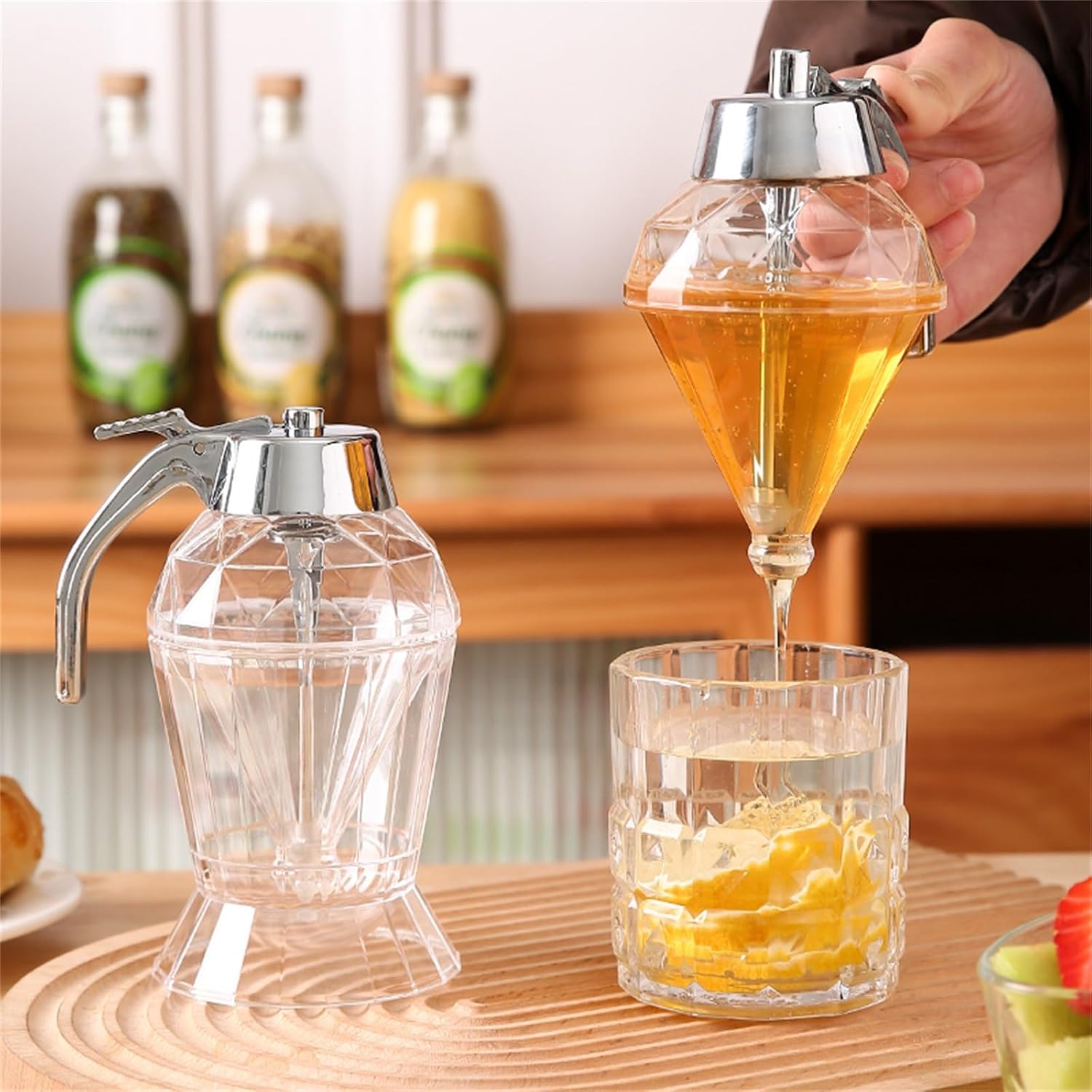MIFXIN 2 Pack Honey Dispenser No Drip with Stand Honey Jars with Dipper 180ml Maple Syrup Dispenser Honey Containers Diamond-Shaped Honey Pot Sauce Bottles