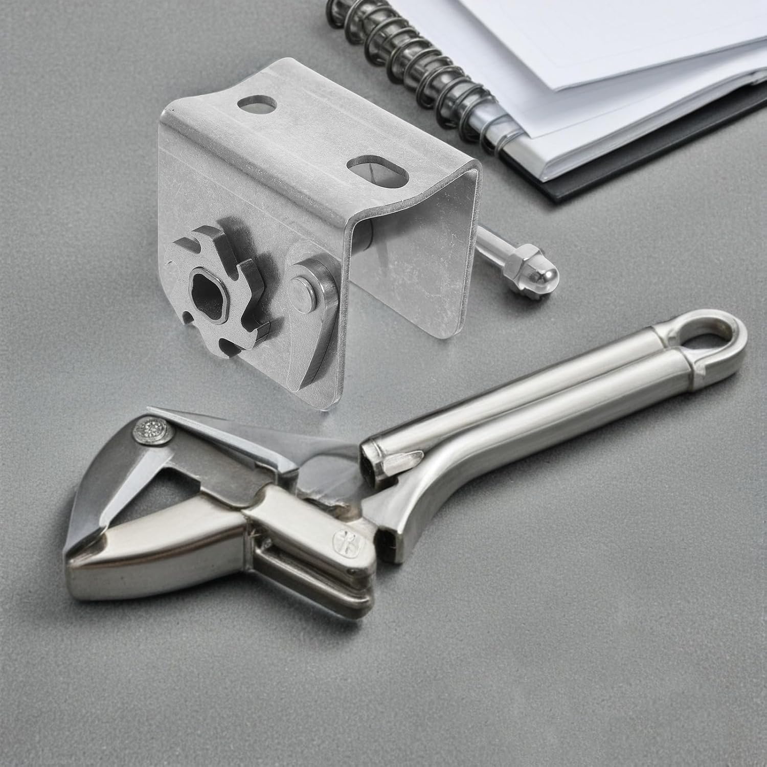 Stainless Steel Badminton Stringing Machine for Racket Tensioning | Silver Finish, Portable Design for Easy Adjustment, Outdoor Sports and Tournament Use, Versatile Tool for Badminton Equipment
