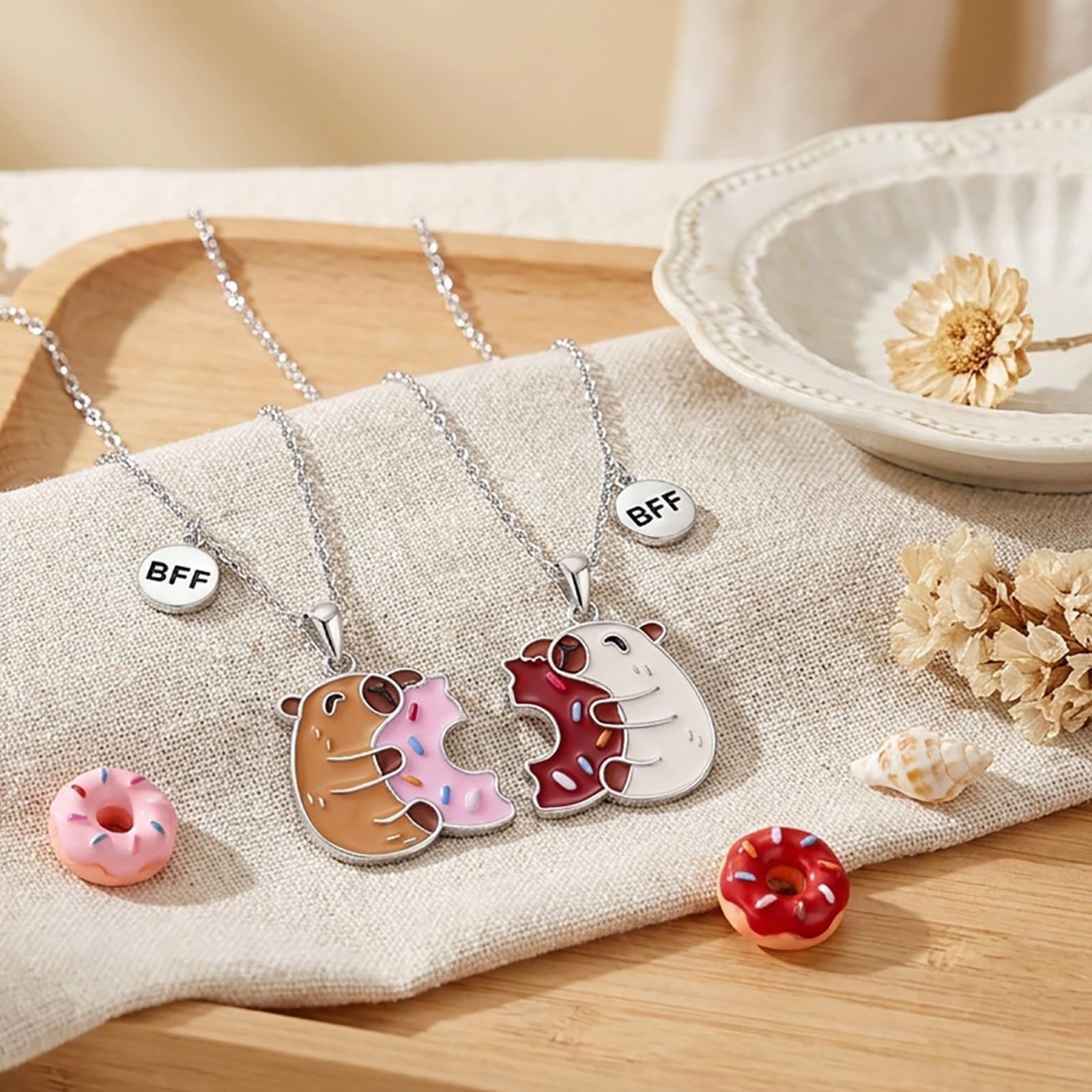 Capybara Freundschaftskette 925 Sterling Silber Niedliche Donut Capibara BFF Passende Anhänger Halskette Set für 2 Mädchen Hypoallergenic Capybara Freundschaftsschmuck Geschenk für Beste Freunde