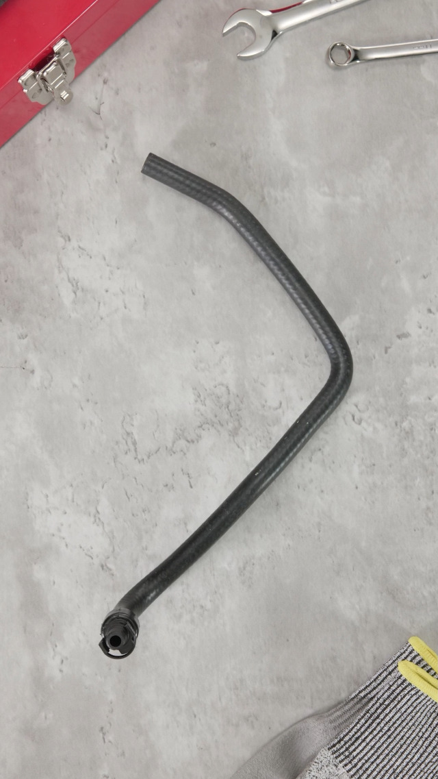 colon  Amazon.com: GM Genuine Parts 13251447 Engine Coolant Hose
