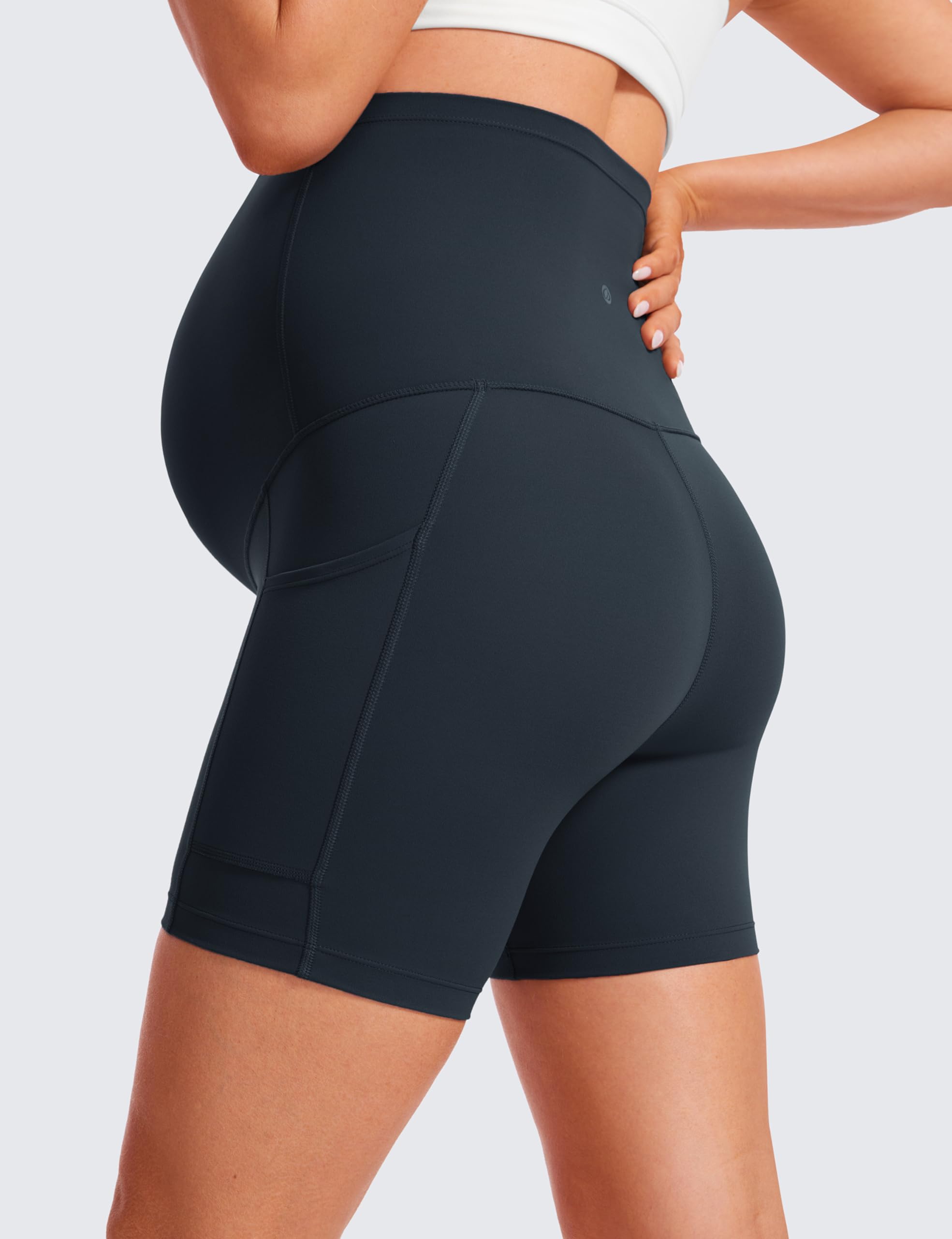CRZ YOGA Damskie spodenki ciążowe Butterluxe do jogi typu biker z kieszeniami 13/20cm – zakrywające brzuch do ćwiczeń w ciąży