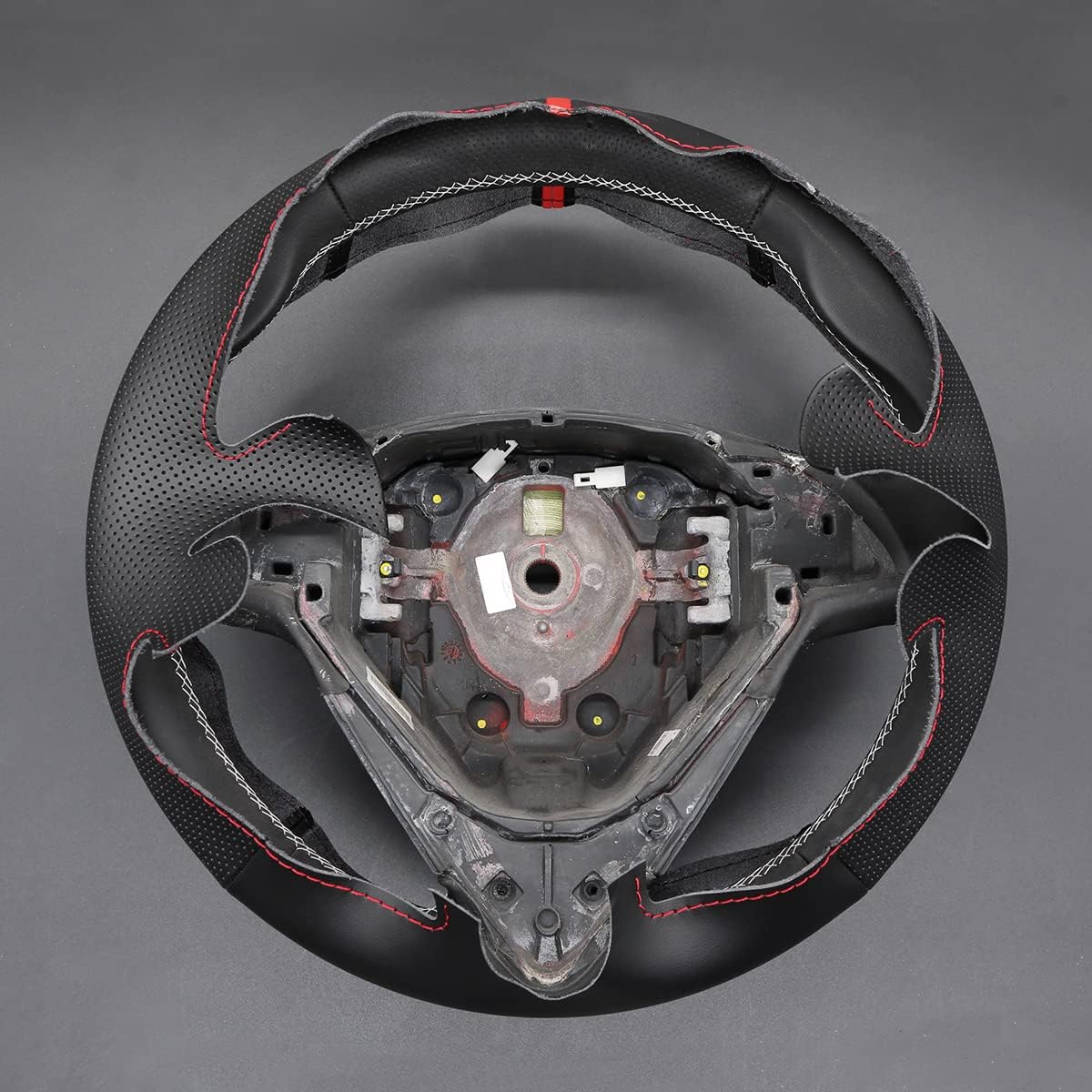 MEWANT Steering Wheel Covers for Alfa Romeo Giulietta/MiTo Hand-Stitched Car Steering Wrap