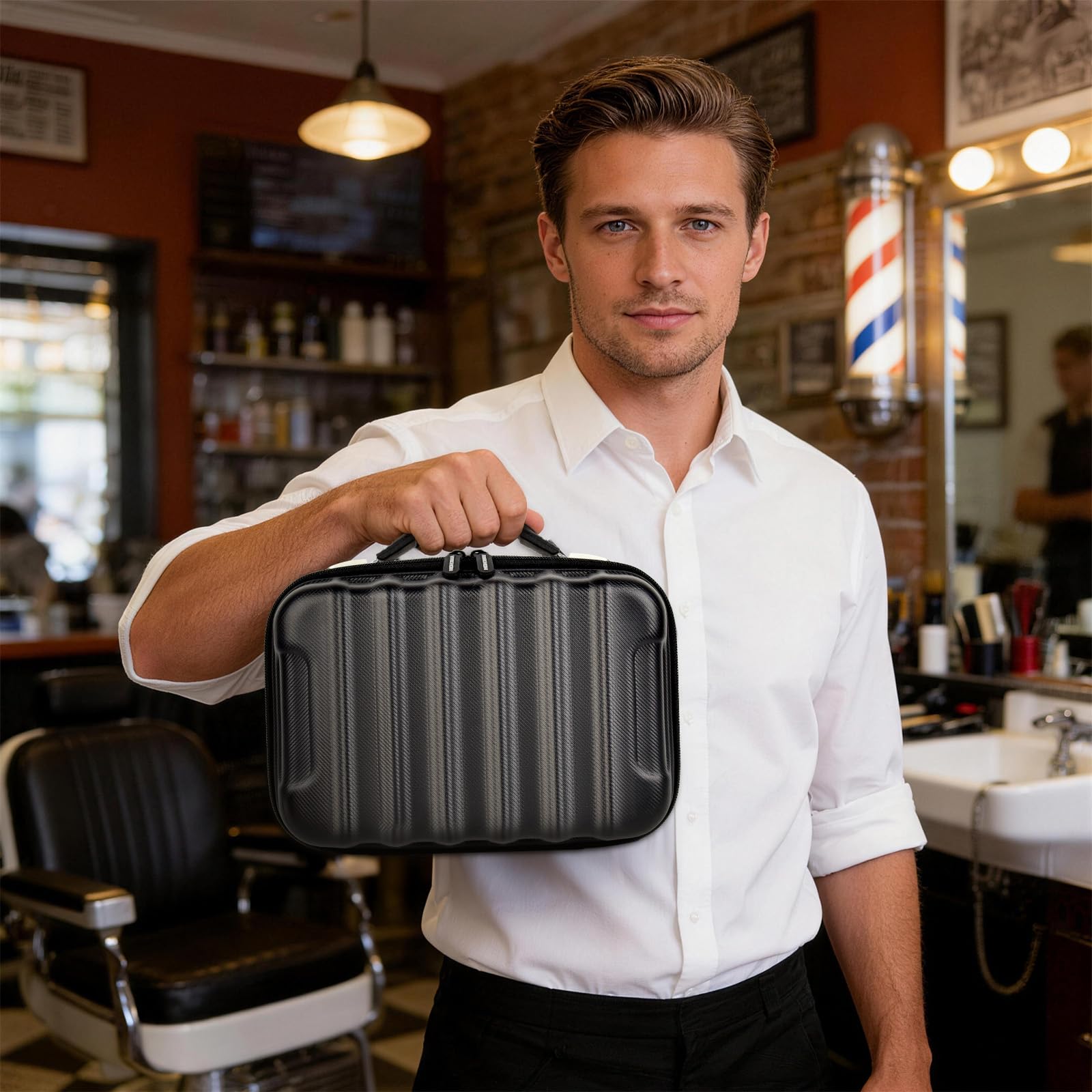 ANKHOH Friseurtasche mit leicht reinigen Aluminiumfolie Futter, Harte Eva Organizer Tasche für 3 Clippers & 4 Scheren, passt für Wahl/für Andis/für Ufree und die meisten Trimmer (Black) (schwarz)