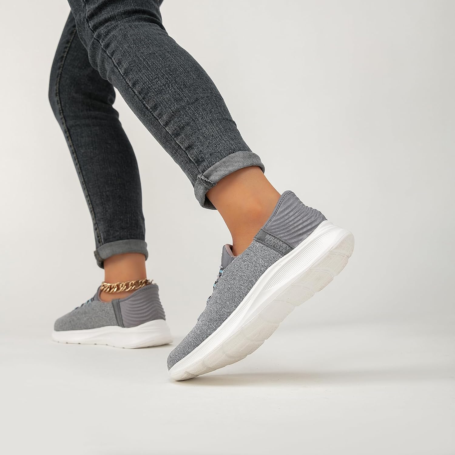 Easy Glide Slip-on Fashion Sneakers for Womens Comfort Casual Women Sneakers Shoes