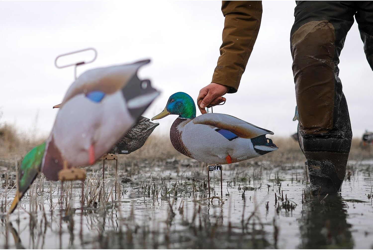 Higdon Outdoors Flats | Mallard Duck Silhouette Decoys for Waterfowl Hunting | Weather Resistant Drake & Hen Decoys with Easy Carry Stakes | Standard, Motion, or Fully Flocked Motion | 12 Pack
