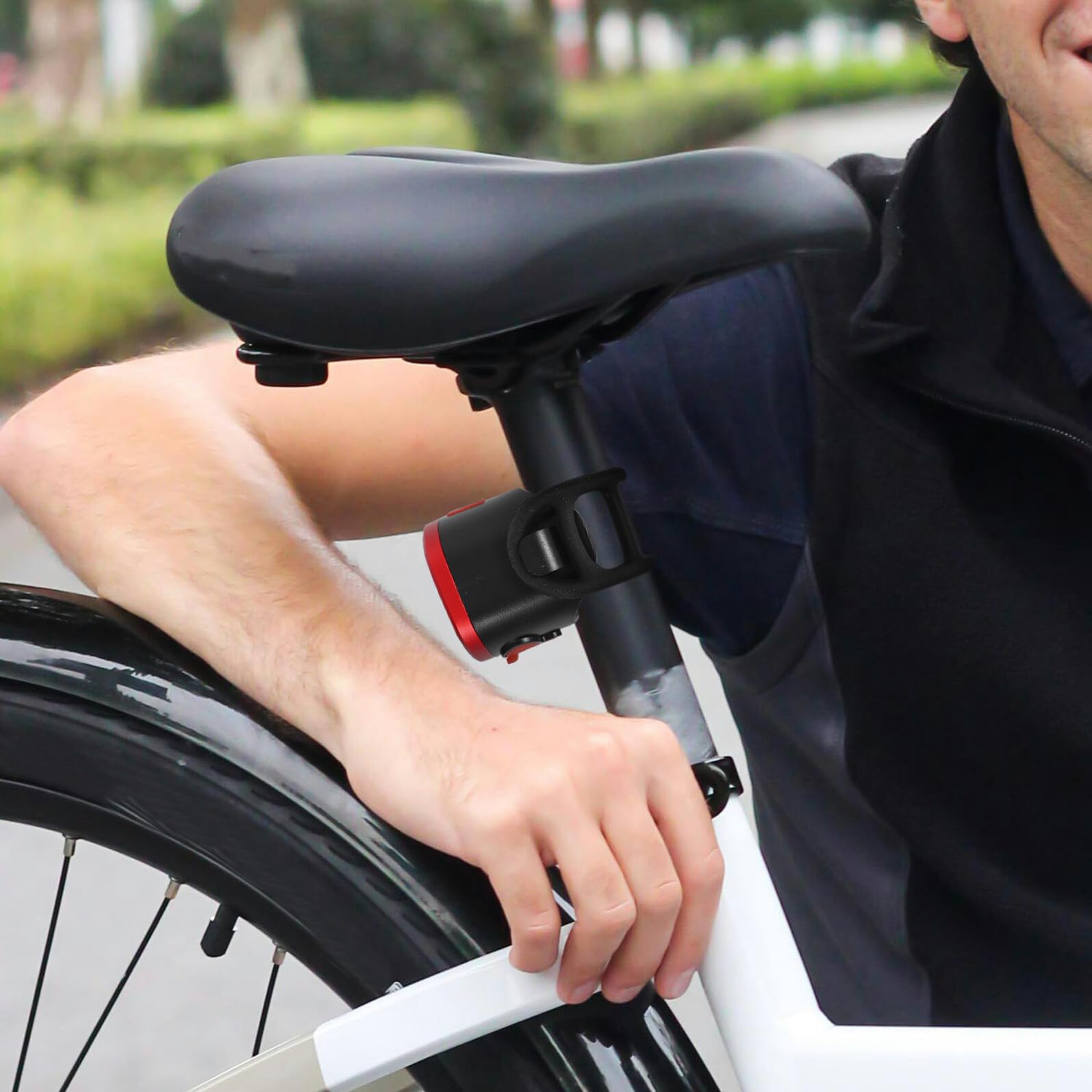 Cabilock Luces para Bicicleta Delantera y Trasera USB Recargables 1 Juego | Batería 300mah, Modos Múltiples, Diámetro de Manillar 22-38mm, Abs y Aleación de Aluminio