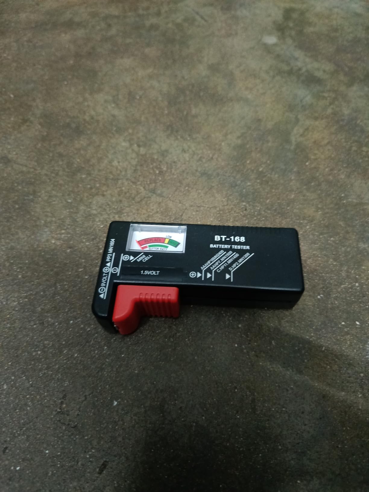 Black Olive DFantiX Battery Tester Universal Battery Checker for AA AAA C D 9V 1.5V Button Cell