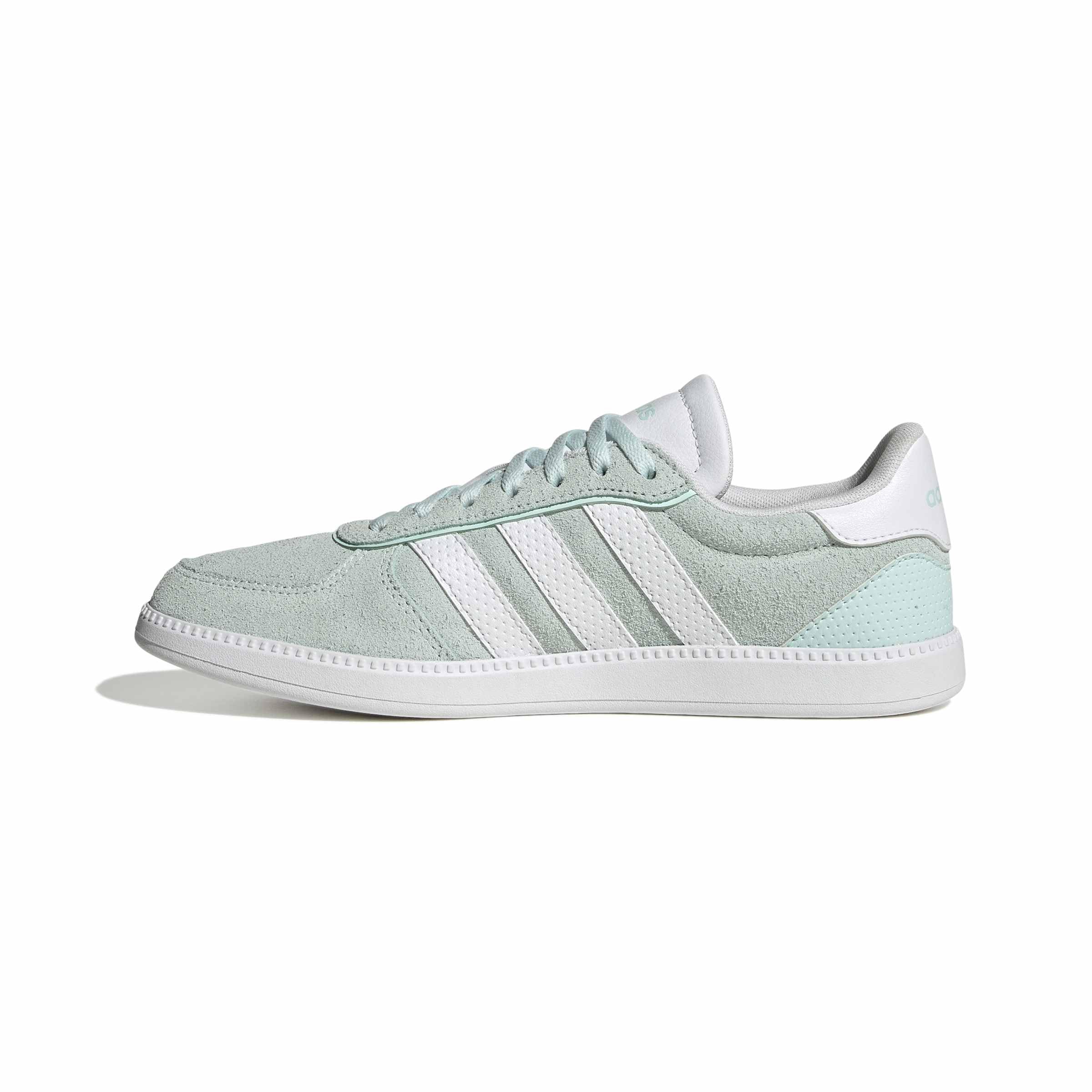 adidas Women's BREAKNET Sleek Shoes, Halo Mint/FTWR White/FTWR White, 8 UK