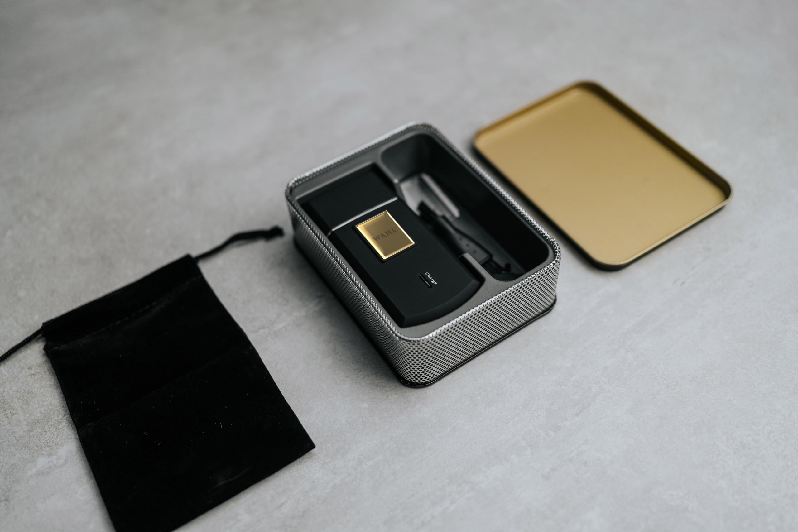 Wahl Rapid Clip Cortapelos para Hombre con Cortapelos para Orejas y Nariz + Travel Shaver Gold Edition - Cortapelos Inalámbrico Recargable por USB con Batería de Litio y Afeitadora de Viaje para Pelo