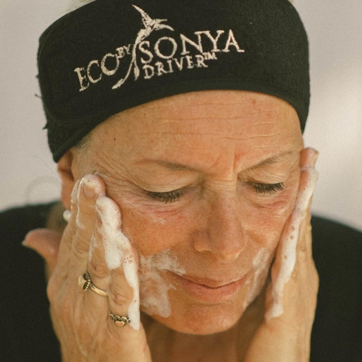 Eco by Sonya Super Citrus Cleanser 200ml