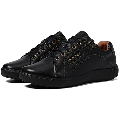 Clarks Nalle Lace Women