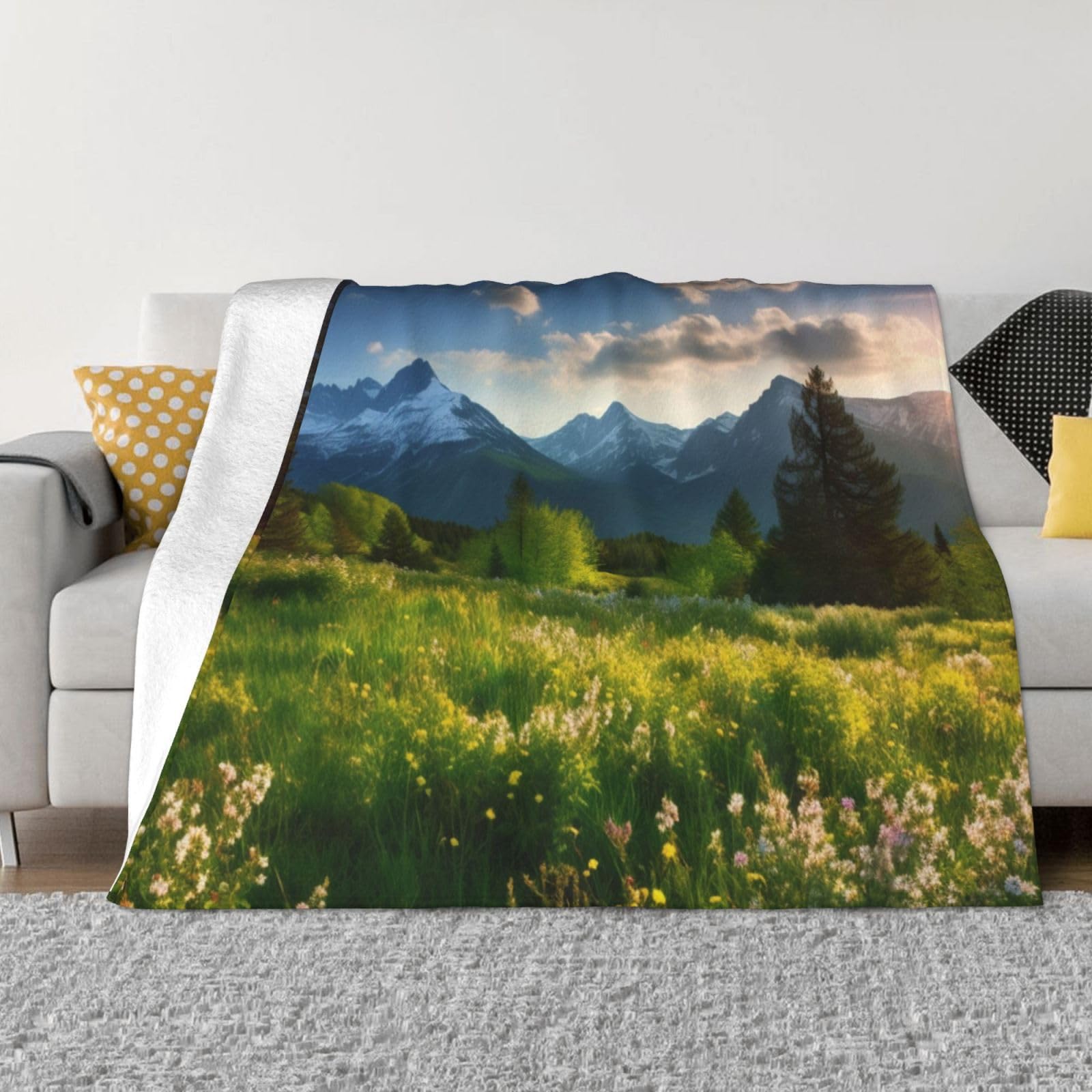 Couverture polaire montagne pour vos soirées cocooning sur le canapé 150x130