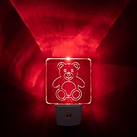 Spectra479 - Luz noturna de LED vermelha fraca para quartos e banheiros [pacote com 2] - Seguro para BioRhythm - (Urso Teddy)