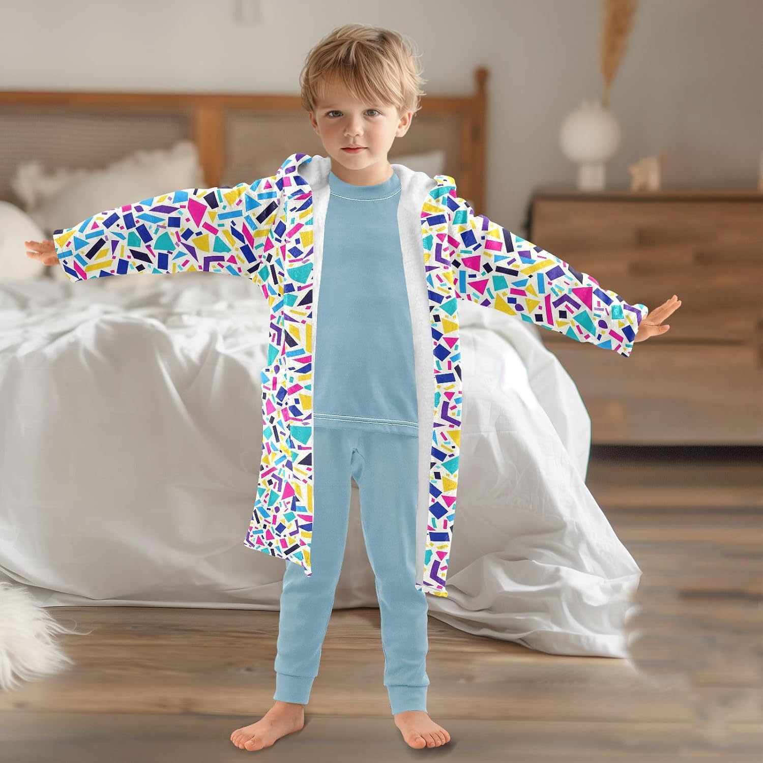 senya Graffiti Shape Toddler Hooded Bathrobe Kids Soft Plush Bath Towel Robes for Boys Girls 2-12 Years