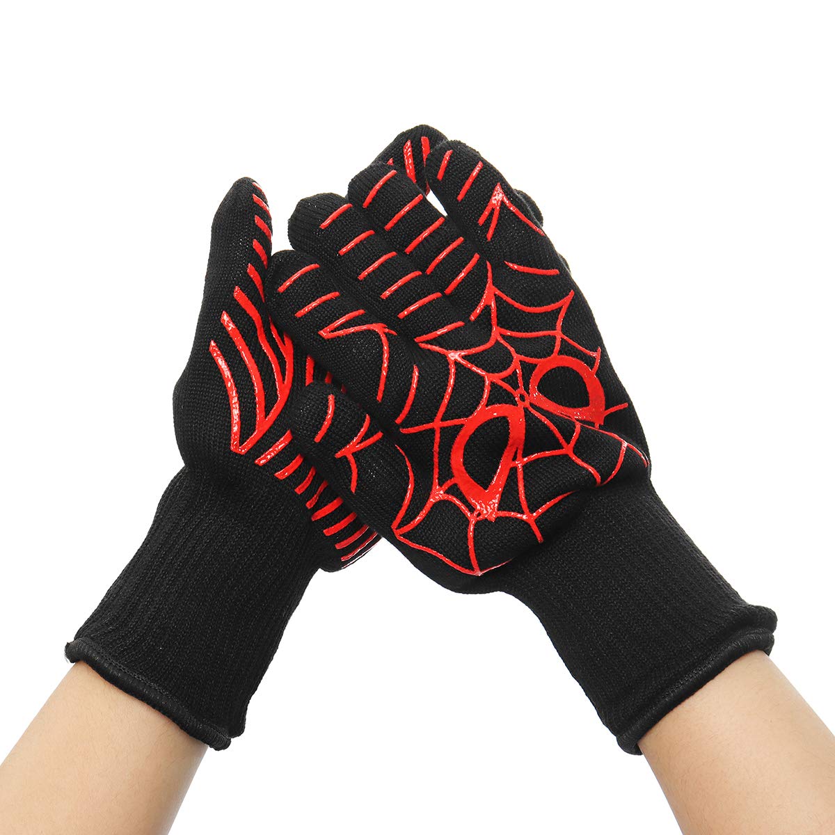 Une paire de gants de travail pour four extrêmement résistants à la chaleur pour barbecue