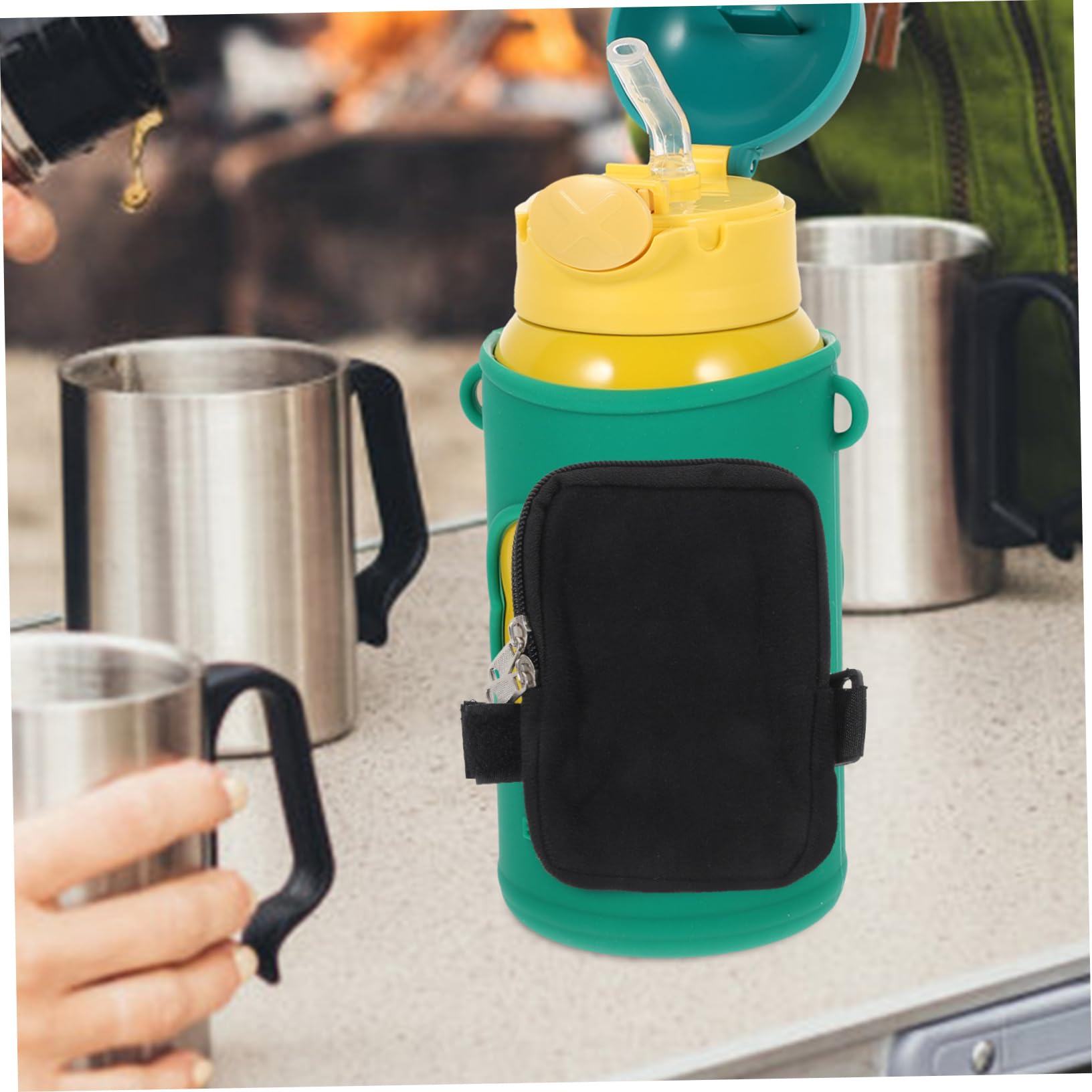 Toyvian 5 Stück Cup-Tasche Wandern Wasser handhaben im Freien schlank Reisen Aufbewahrungstasche für Trinkgläser mit Riemen Becherversorgung Einstellriemen Segeltuch Black