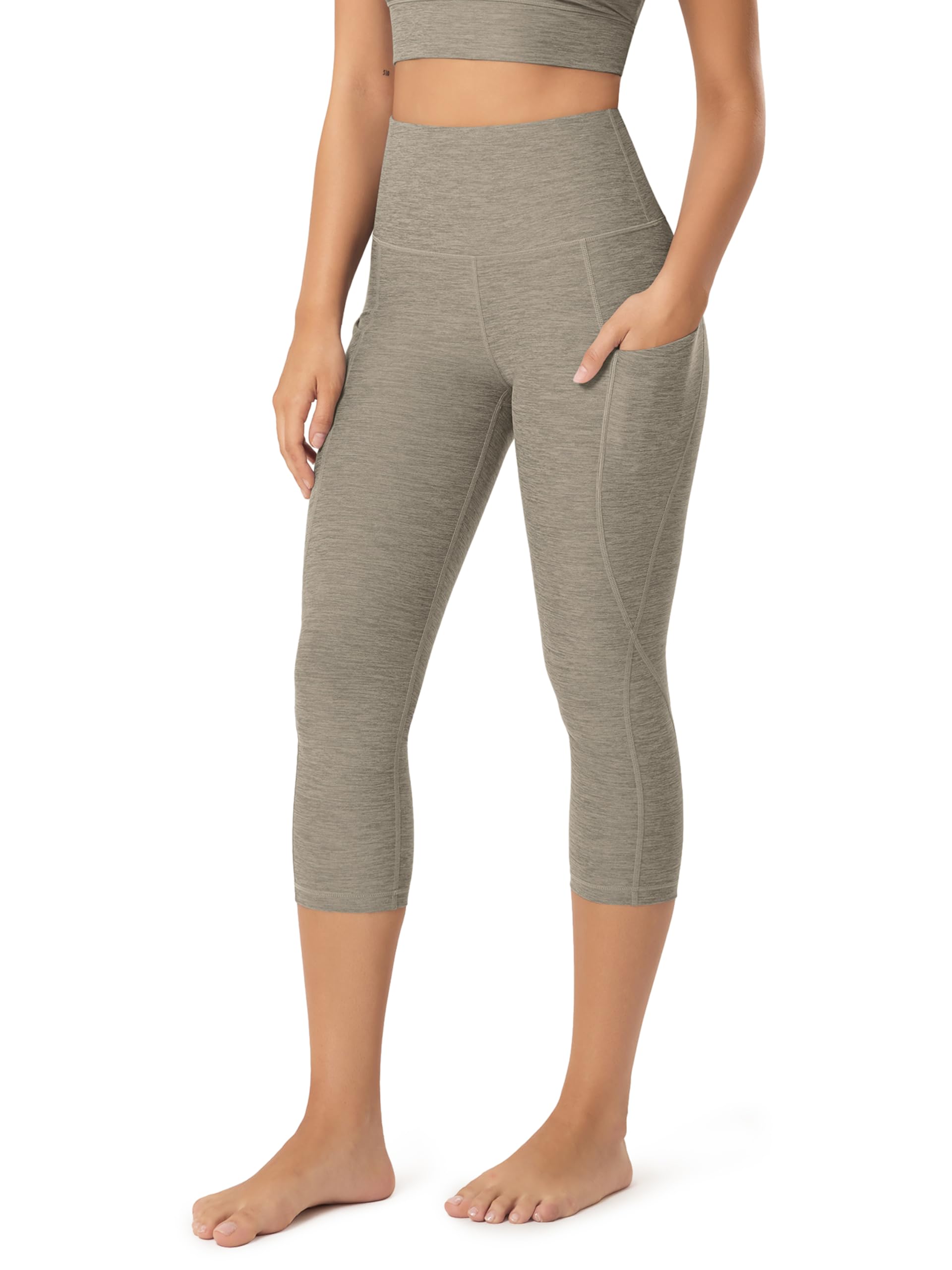ODODOS Women's High Waisted Yoga Capris with Pockets, Tummy Control Non See Through Workout Athletic Running Capri Leggings